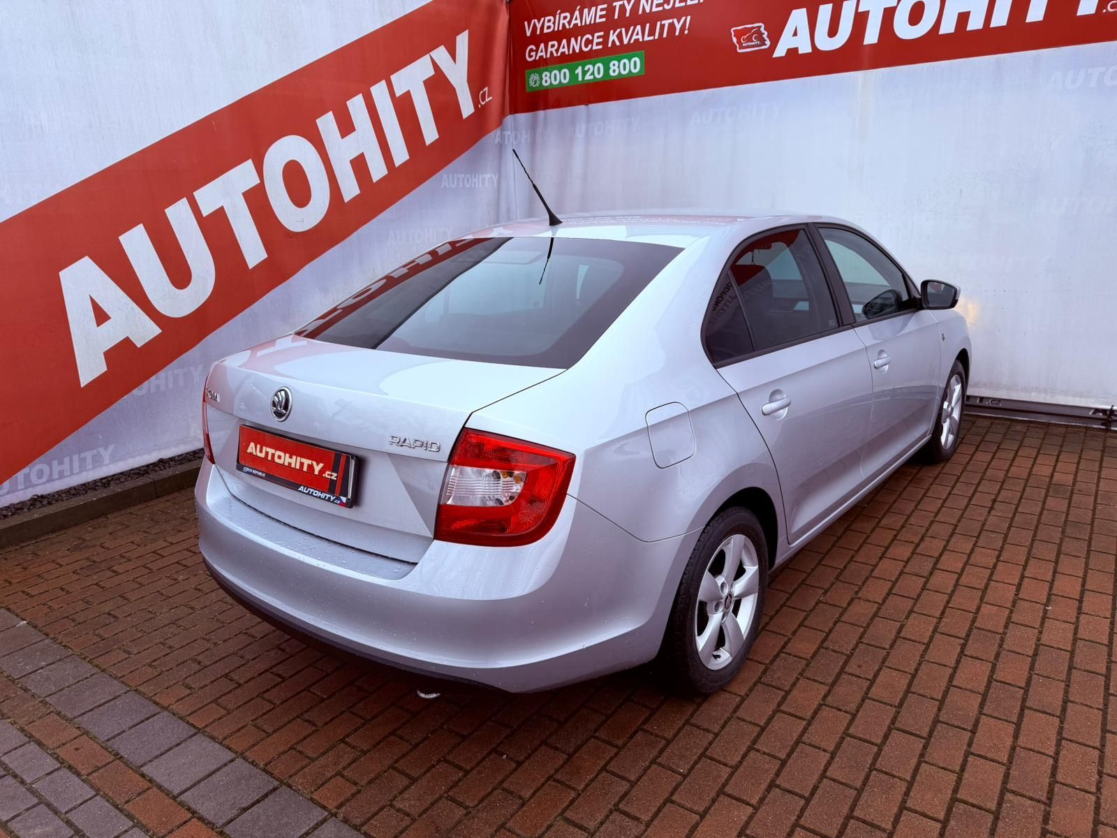 Škoda Rapid, 1.6 TDi Ambition Fresh, ČR - fotka 6