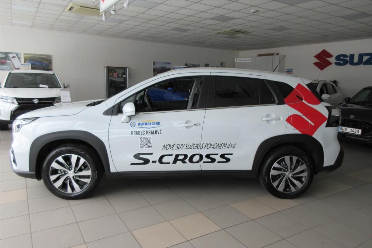Suzuki S-Cross, 1,4   ELEGANCE 4x4 AT - fotka 2