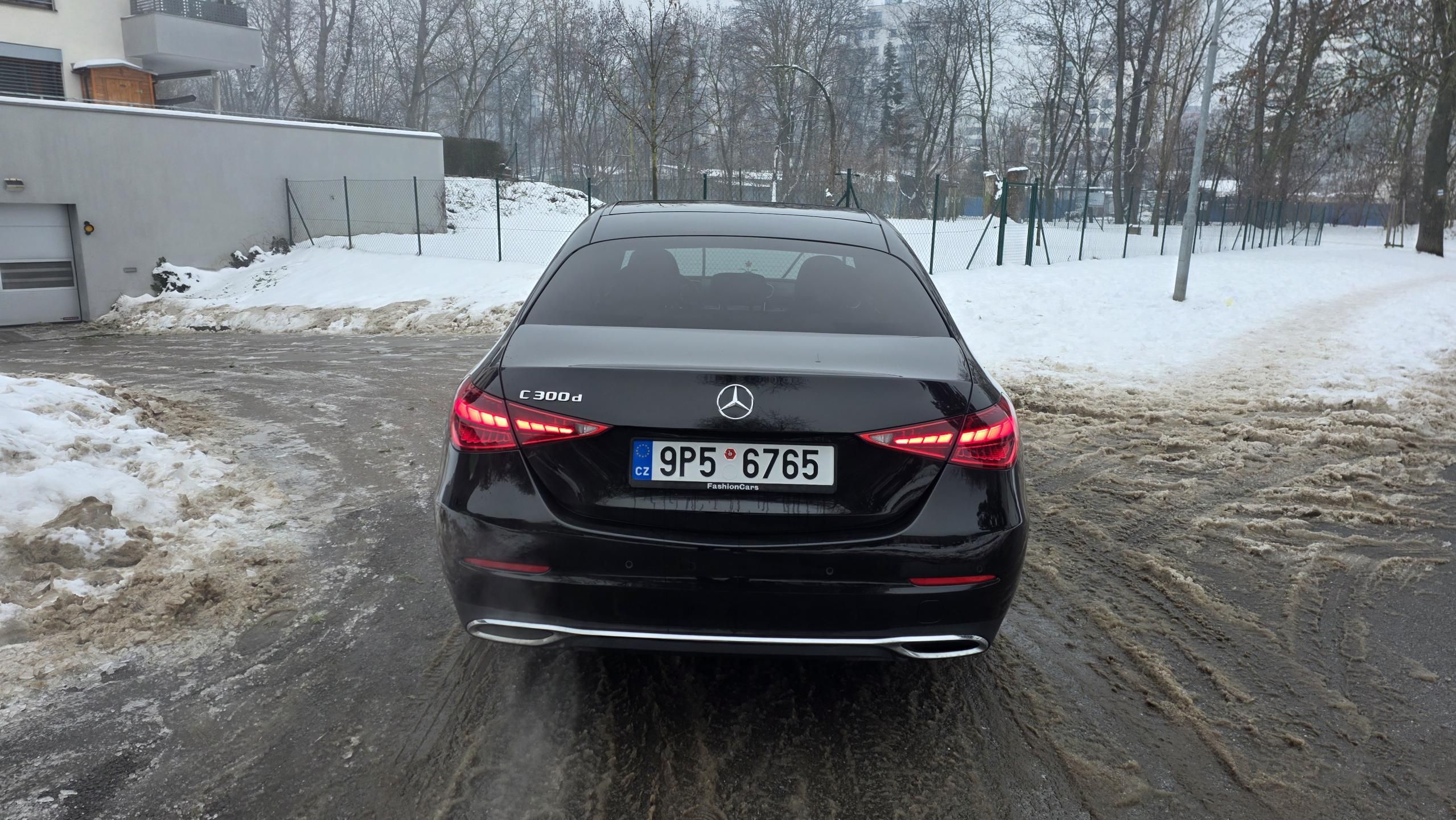 Mercedes-Benz Třídy C, C300d AMG SEDAN AUT - fotka 5