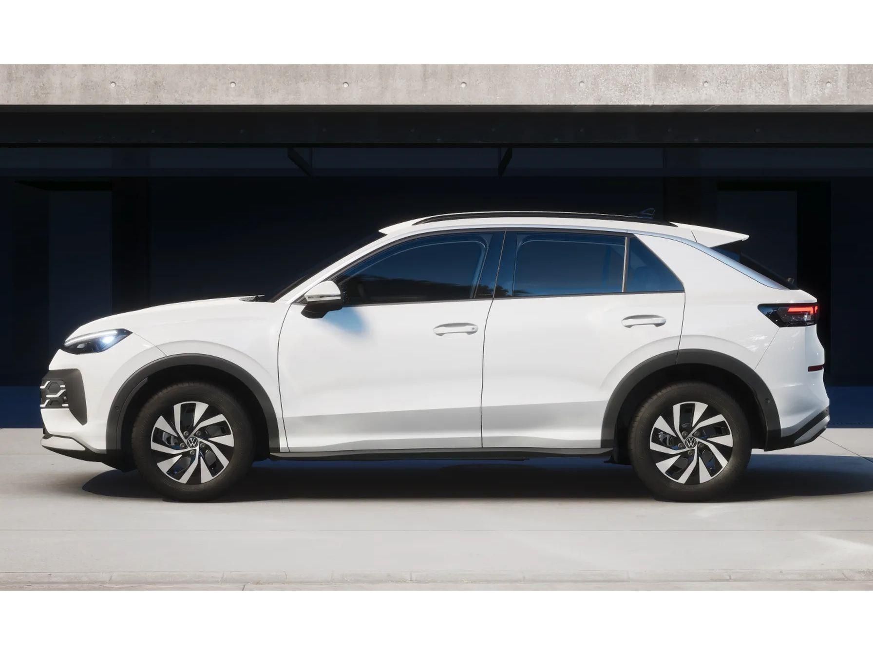 Volkswagen T-Roc, 1.5 eTSi / 85 kW - fotka 2