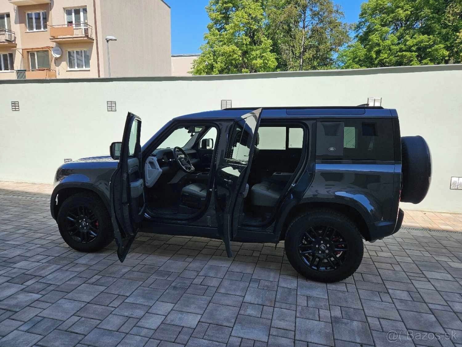 Land Rover Defender, Land Rover Defender 110 3.0D I - fotka 3