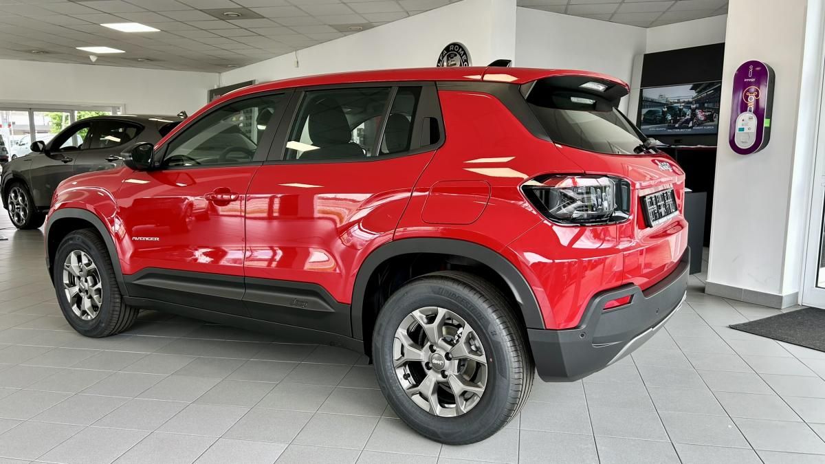 Jeep Avenger, 1.2i 100k Longitude MT6 - fotka 5