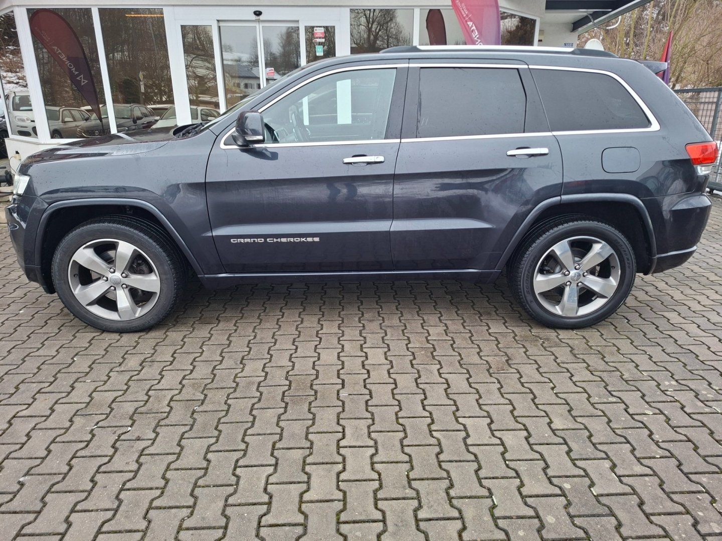 Jeep Grand Cherokee, 3.0CRDi 184kW 4x4 8A OVERLAND - fotka 5