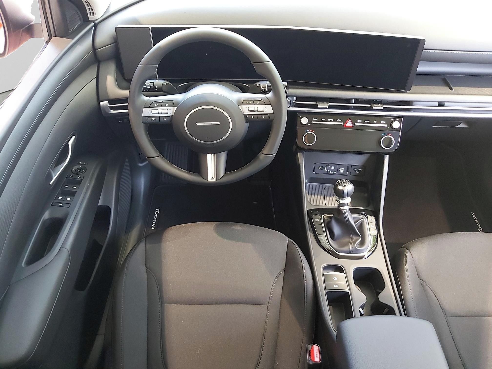 Hyundai Tucson, Nový Tucson Smart 1.6 T-GDi 11 - fotka 6