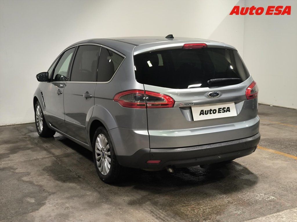 Ford S-MAX, 2.0 TDCi,Titanium,navi - fotka 4