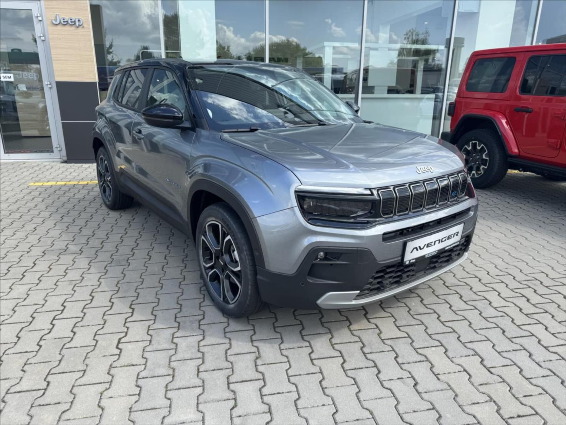 Jeep Avenger, 156K 54kWh  Summit Electric