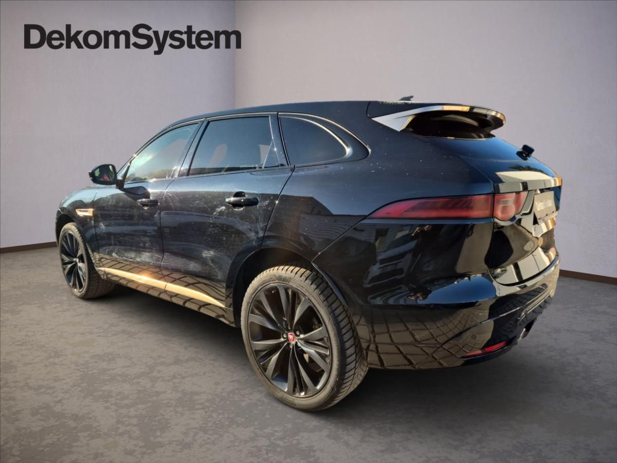 Jaguar F-Pace, 3,0 30d AWD - fotka 4