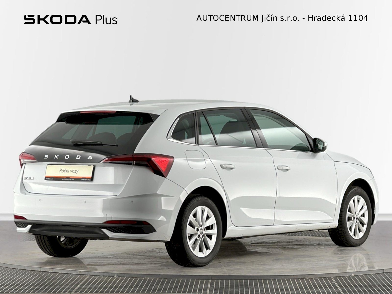 Škoda Scala, 1.0TSI 85kW Top Selection - fotka 2