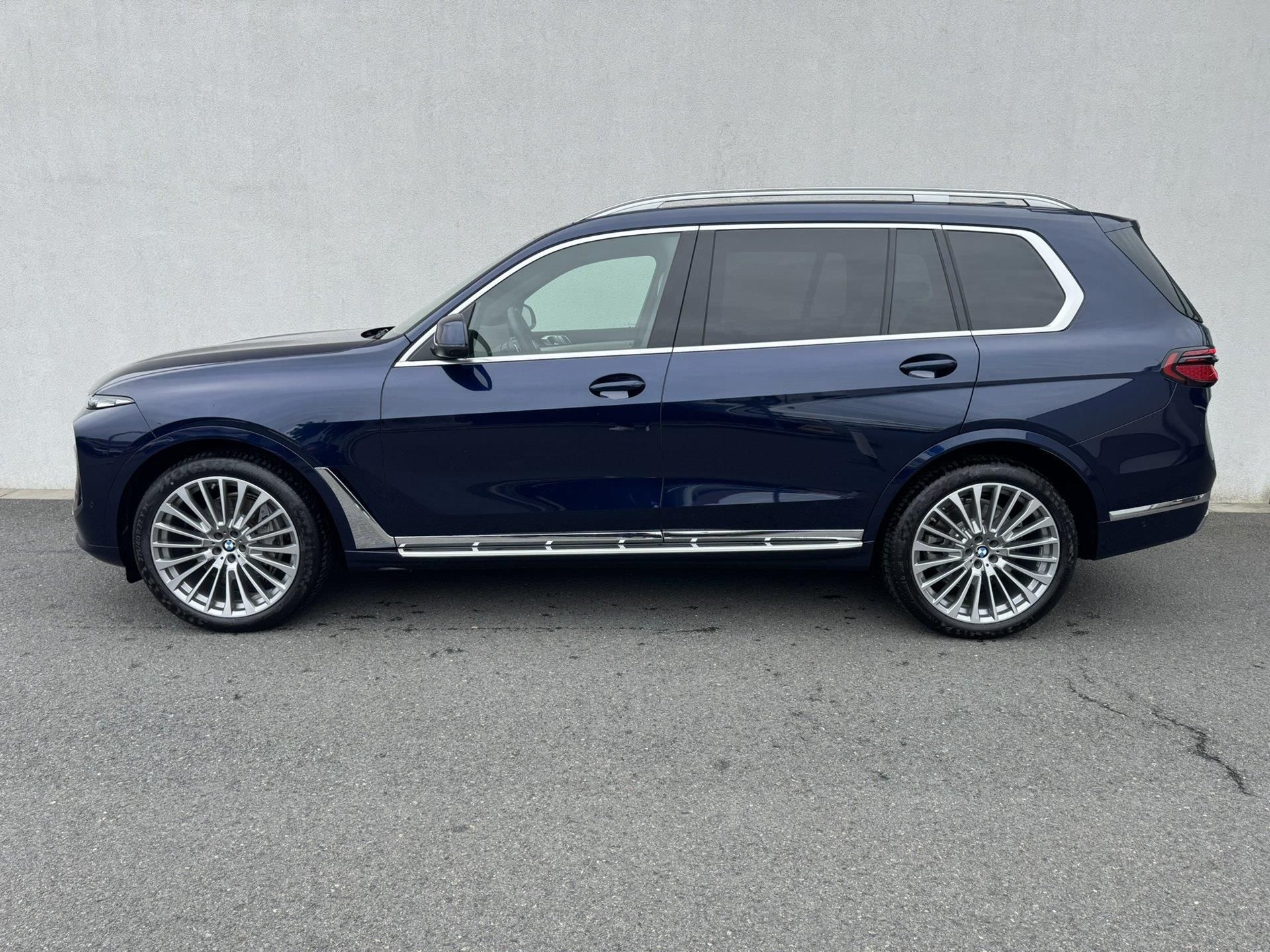 BMW X7, X7 xDrive40d - fotka 4