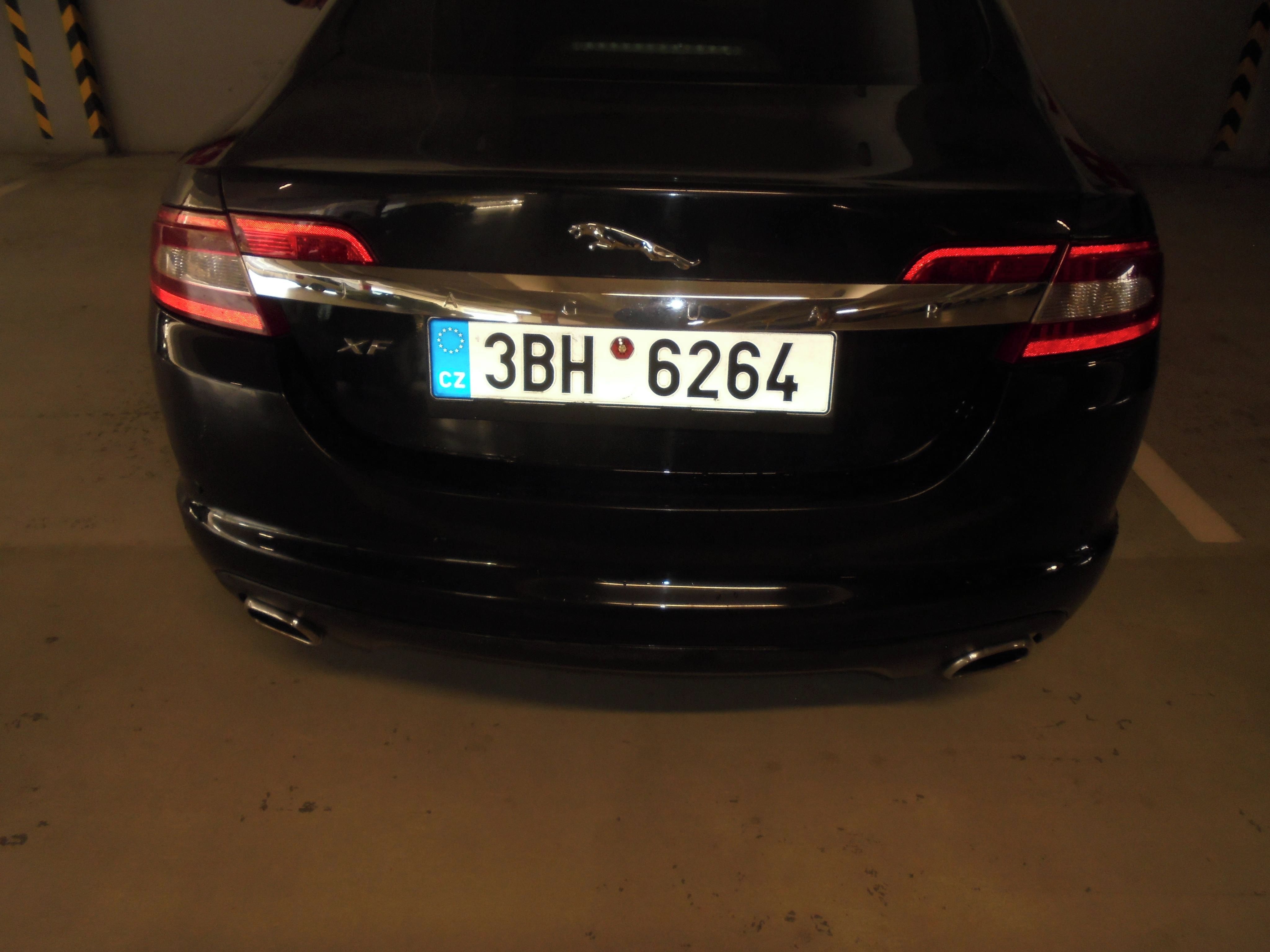 Jaguar XF, JAGUAR 3. D. V 6 - fotka 2