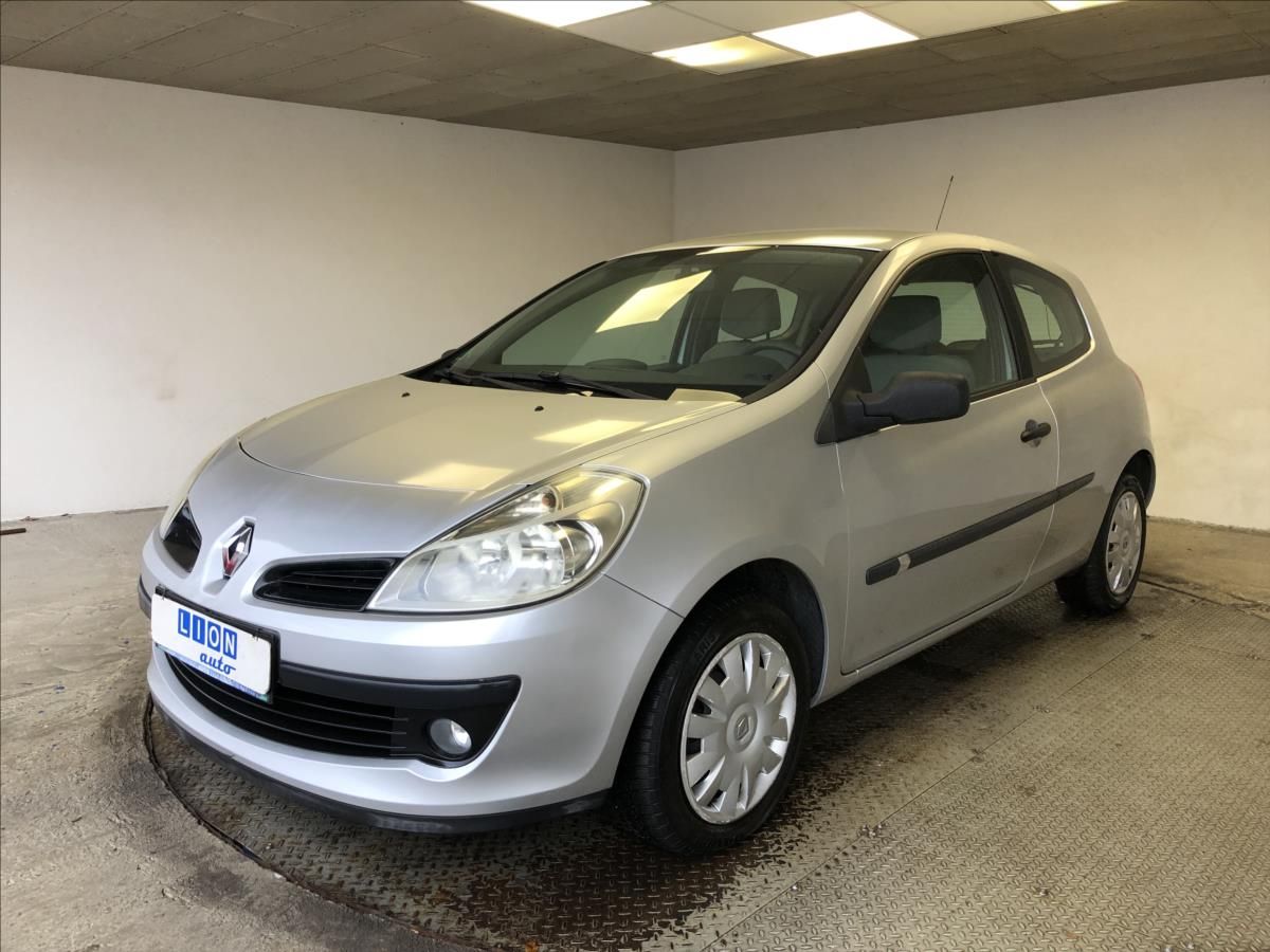Renault Clio, 1,6 RXE - fotka 3