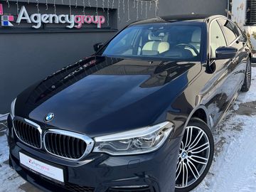 xDrive M-PACKET DPH TOP VÝBAVA