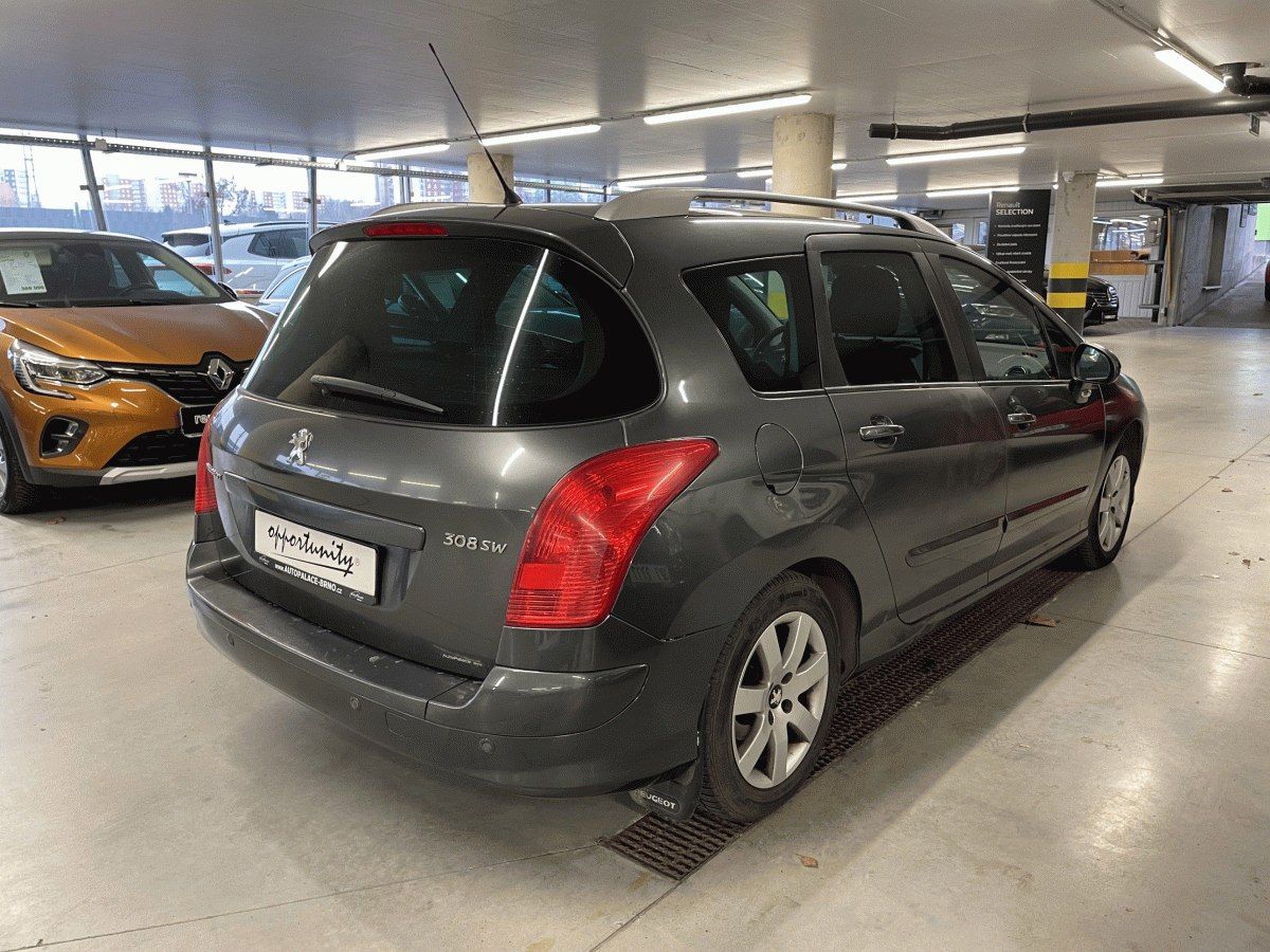 Peugeot 308, 1.6 VTi, 88kW, ČR - fotka 3