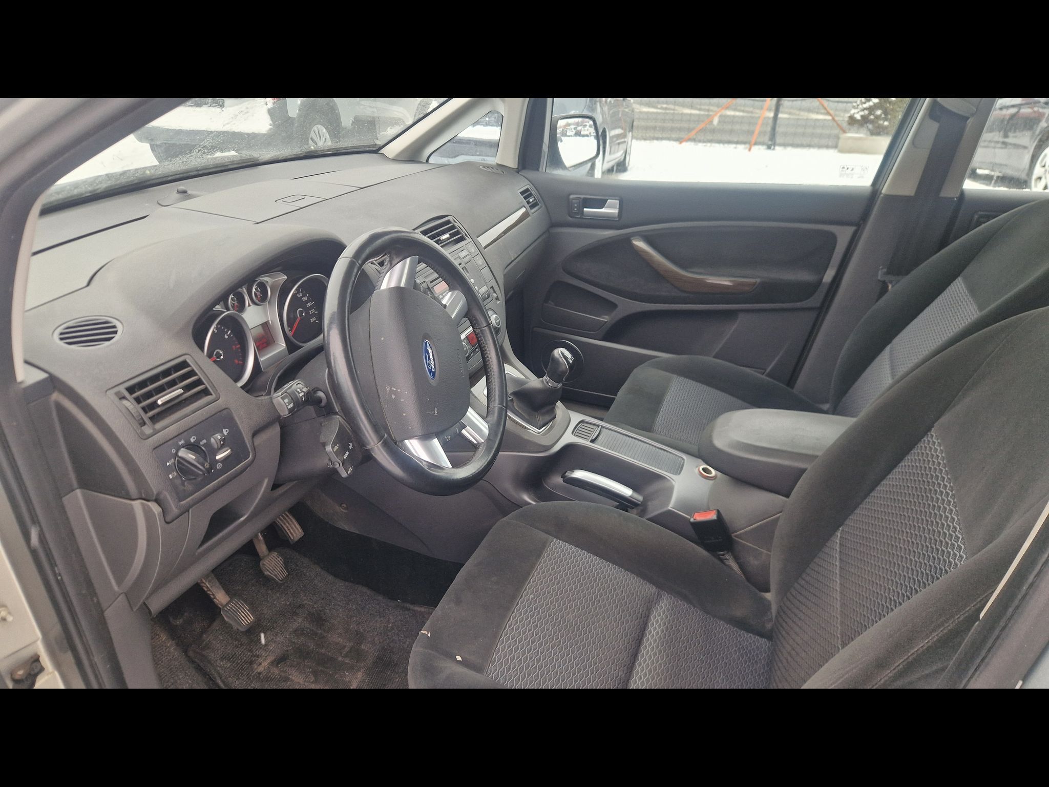 Ford C-MAX, 1,8 16 V - fotka 6