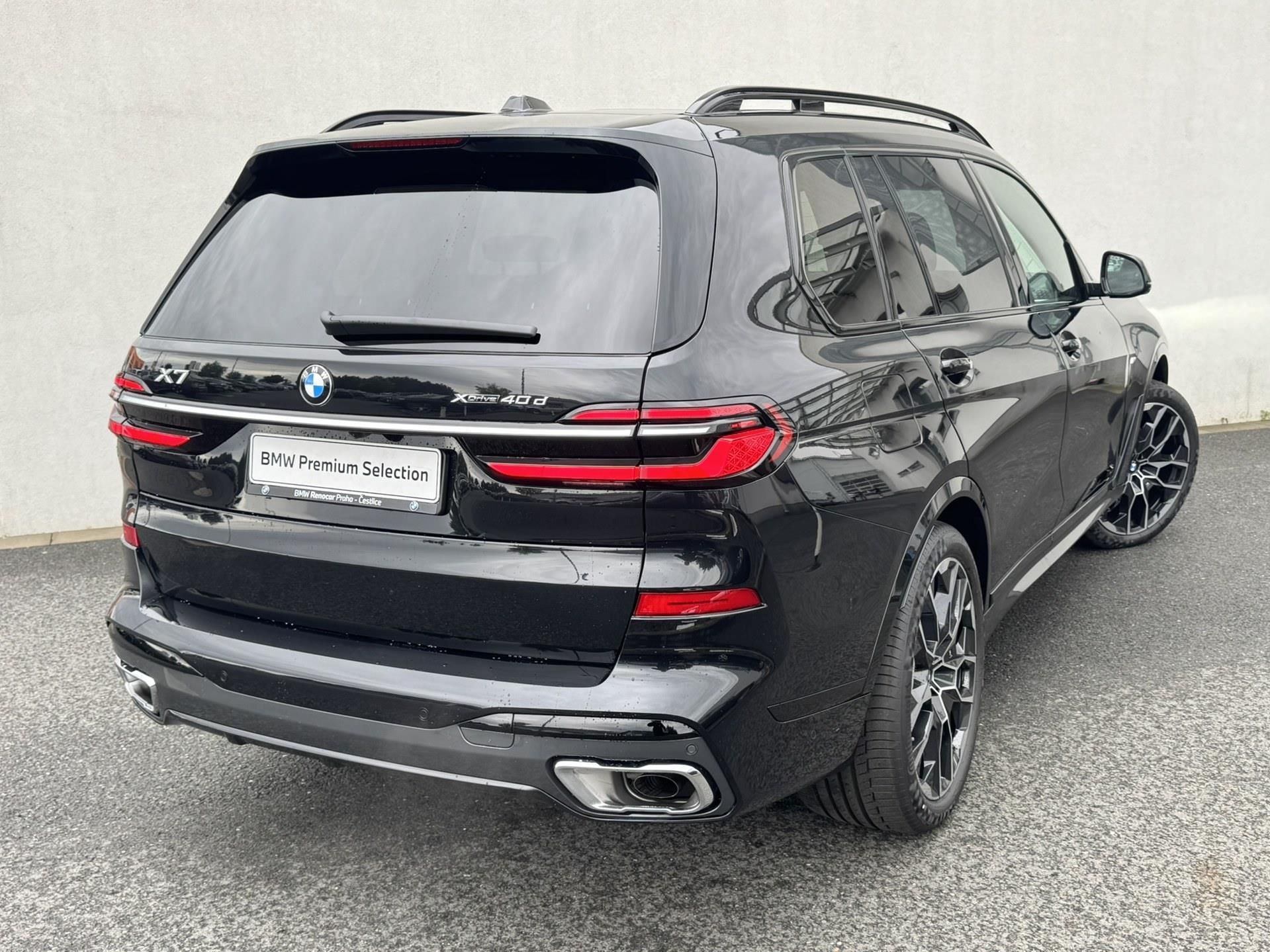 BMW X7, X7 xDrive40d - fotka 2