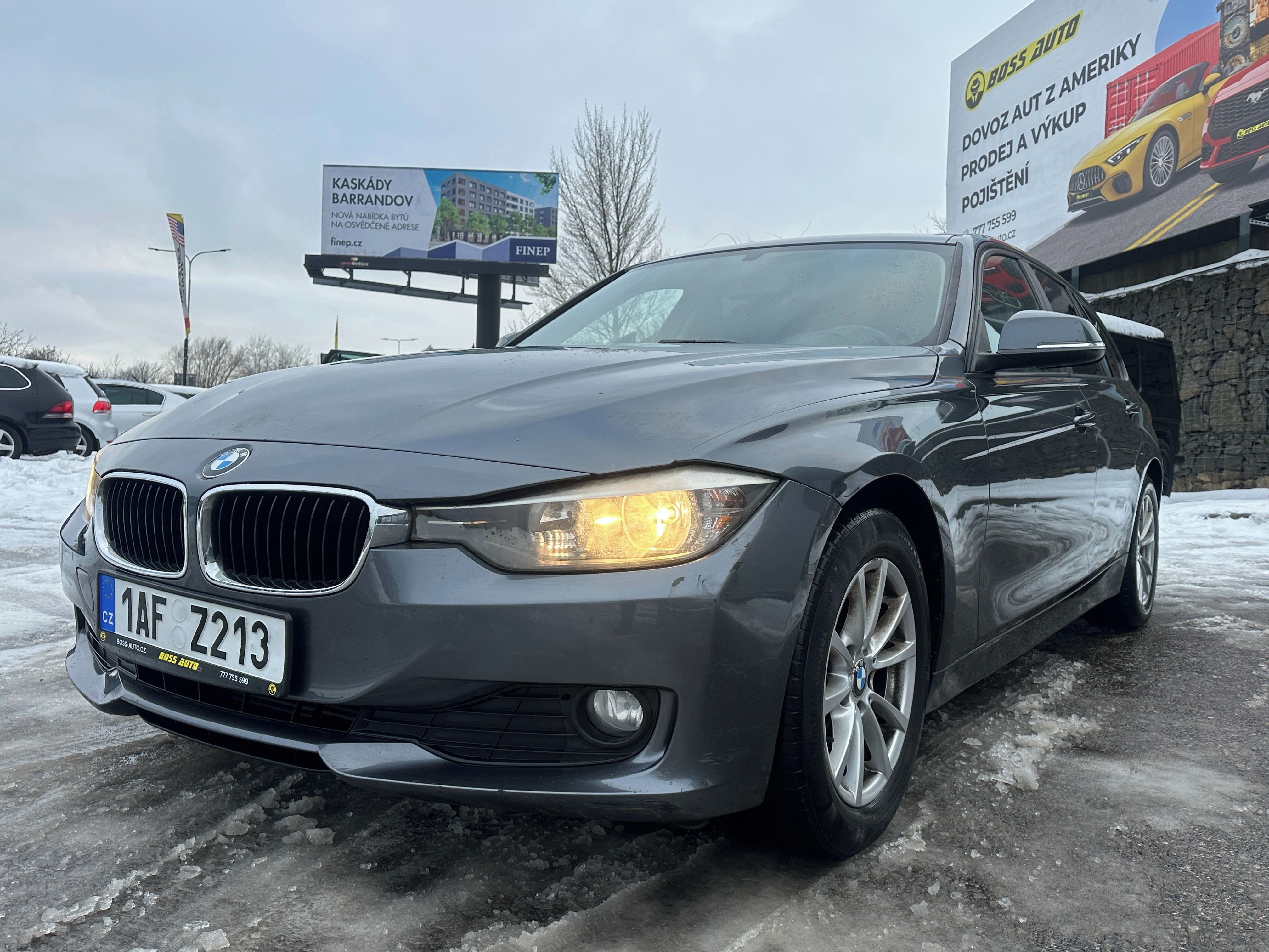 BMW Řada 3, BMW 318D 2014 - fotka 3