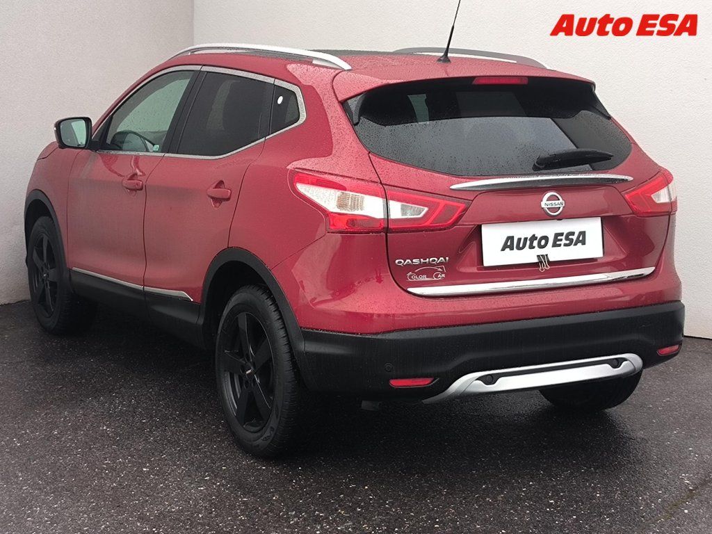 Nissan Qashqai, 1.6 DiG-T,ČR,Acenta,navi - fotka 6