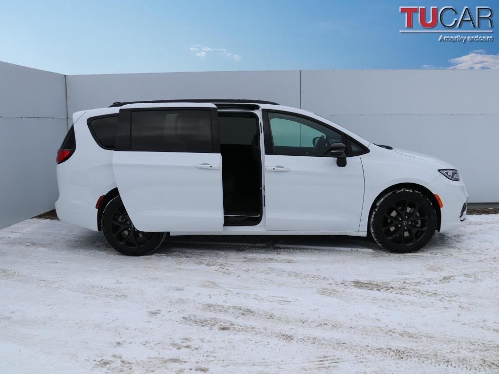 Chrysler Pacifica, Select AWD 3.6 V6 - fotka 3