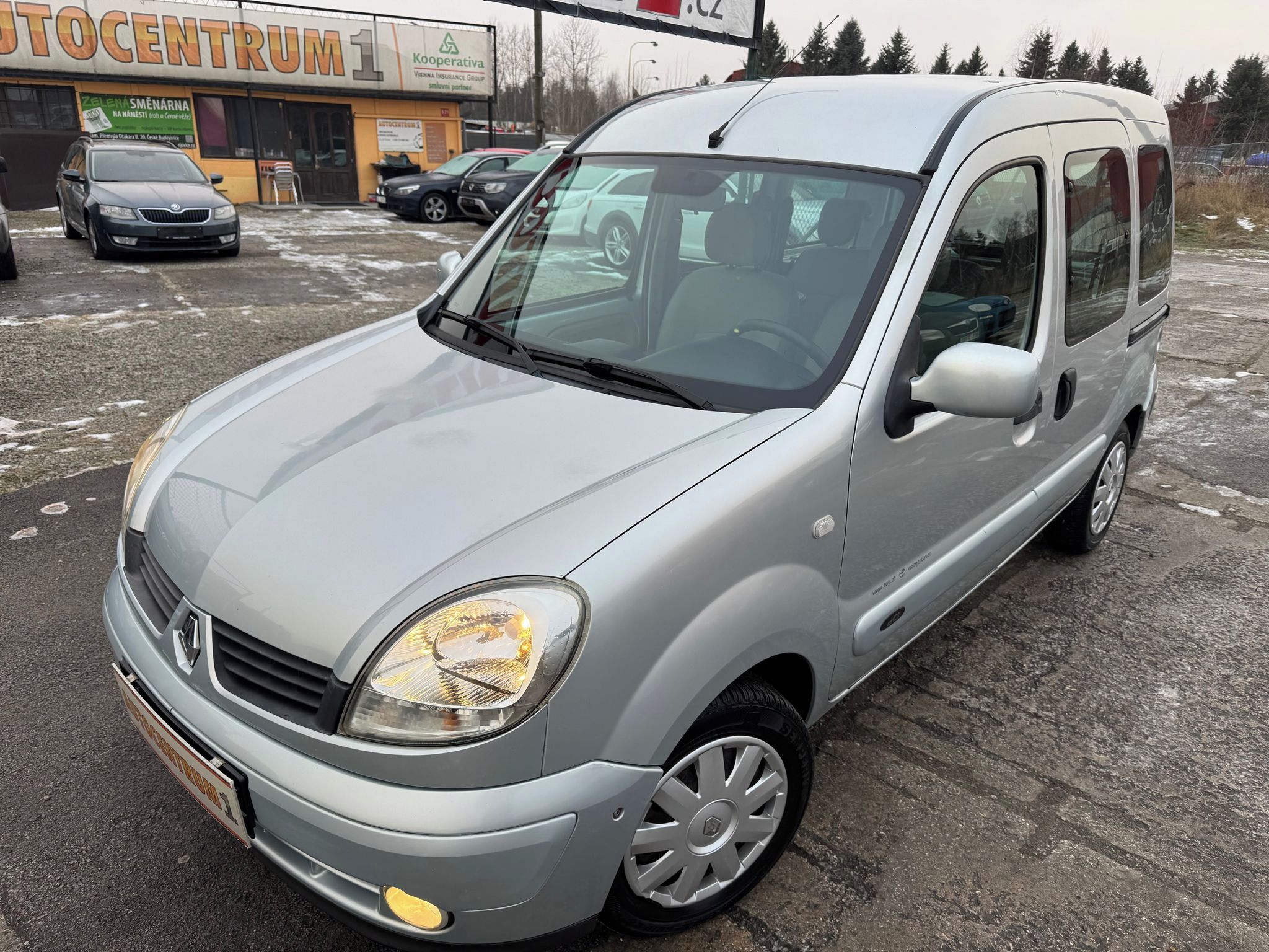 Renault Kangoo, 1,5 Dci  5 míst 1. majitel - fotka 4