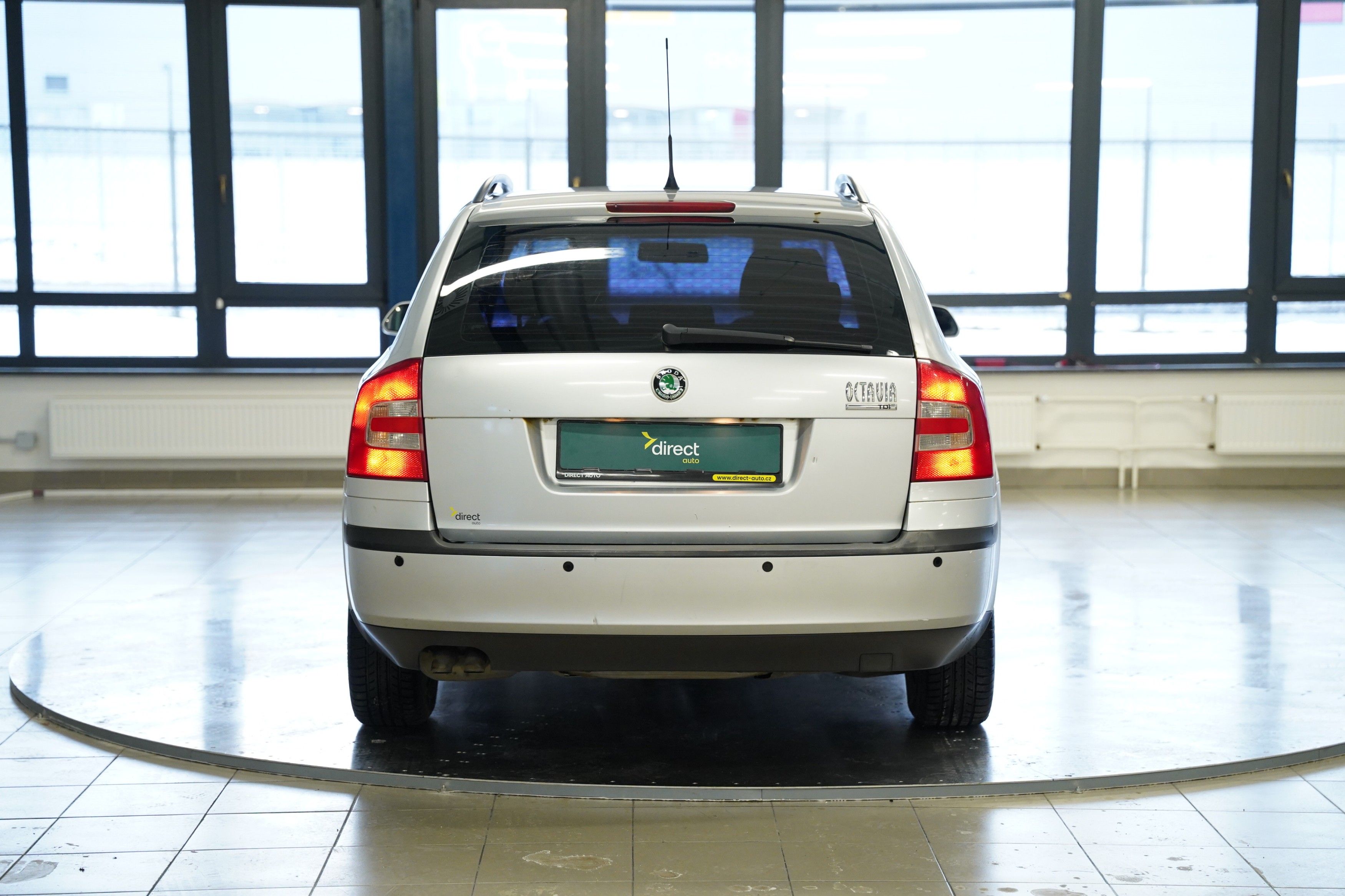 Škoda Octavia, 1.9 TDI 77kW Elegance - fotka 6