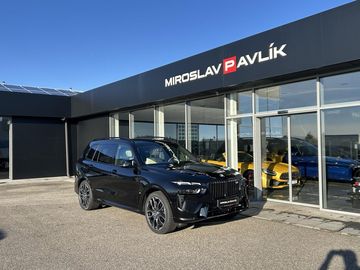 M60i xDrive ZÁRUKA