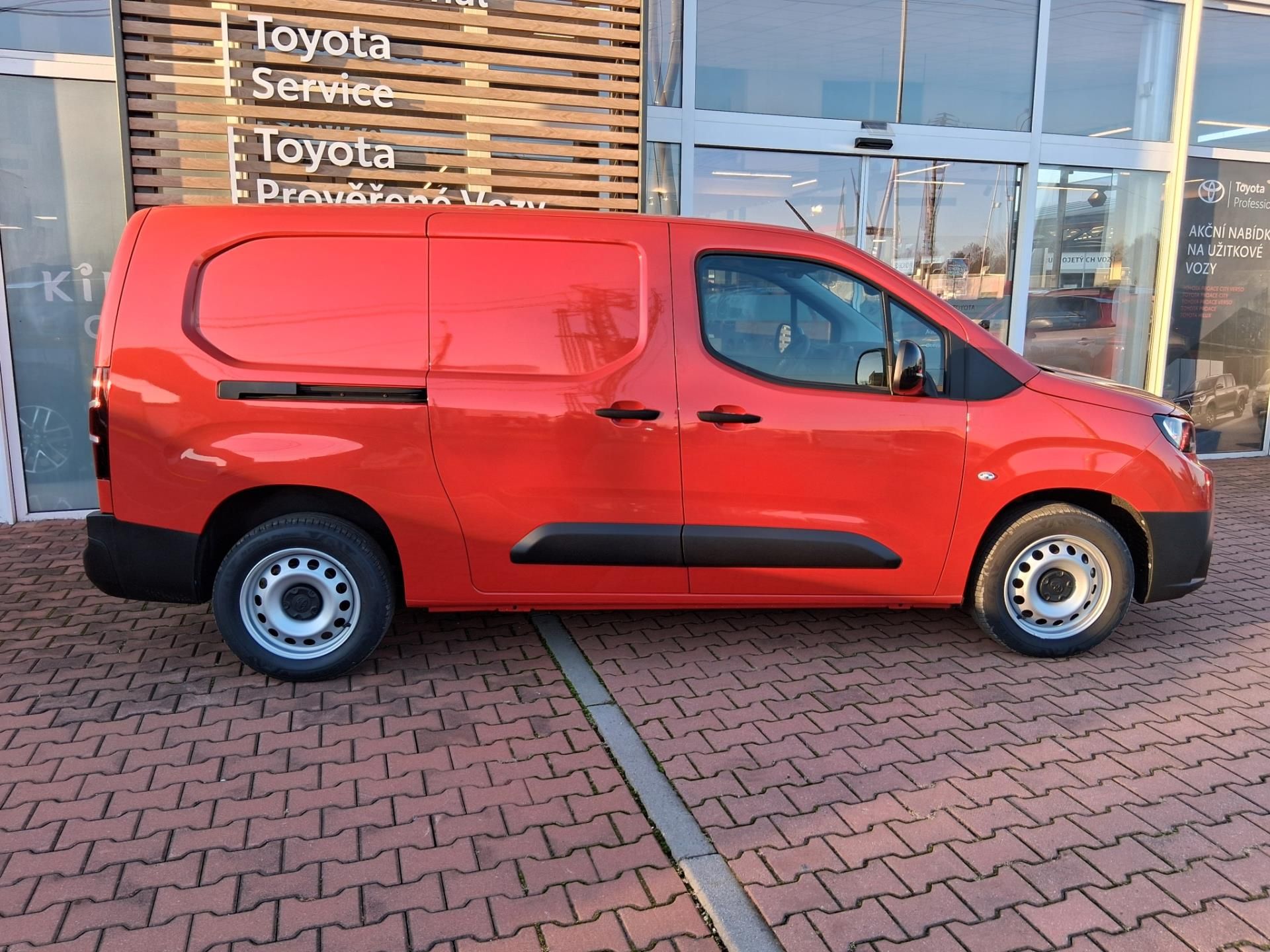 Toyota Proace City, 1,5 D 6MT ACTIVE 3  SMARTCARGO - fotka 3
