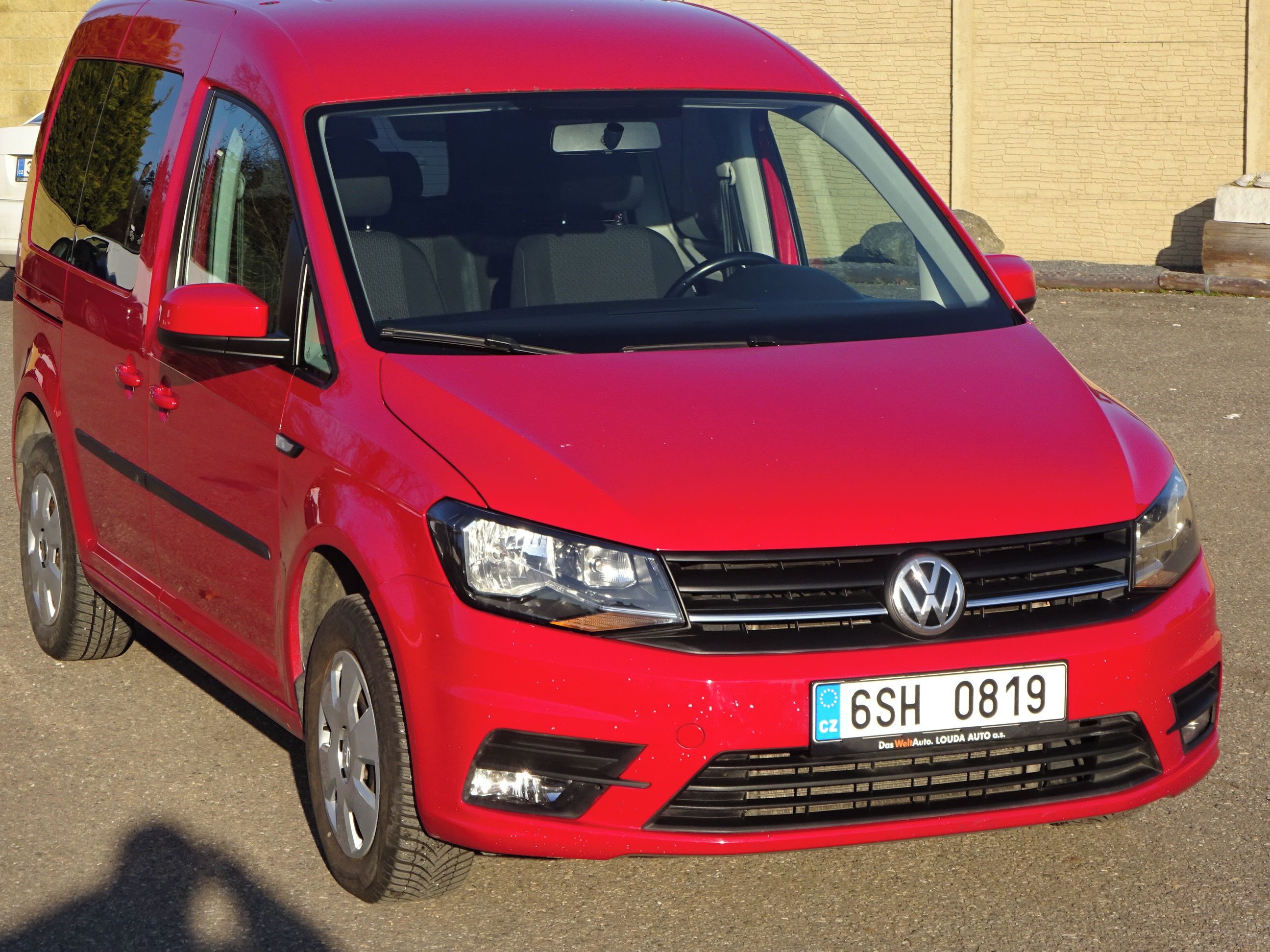 Volkswagen Caddy, 2.0 TDI (75 KW) Koupeno v ČR