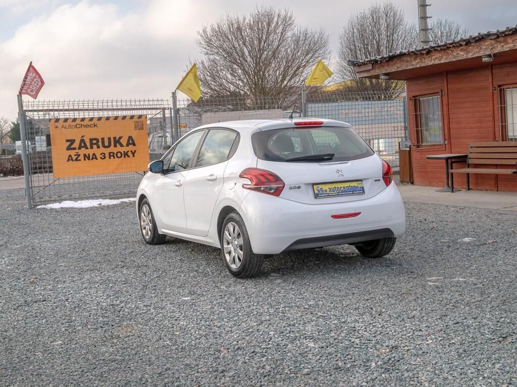Peugeot 208, ČR 1.6HDI 55KW – PO SERVISU - fotka 4