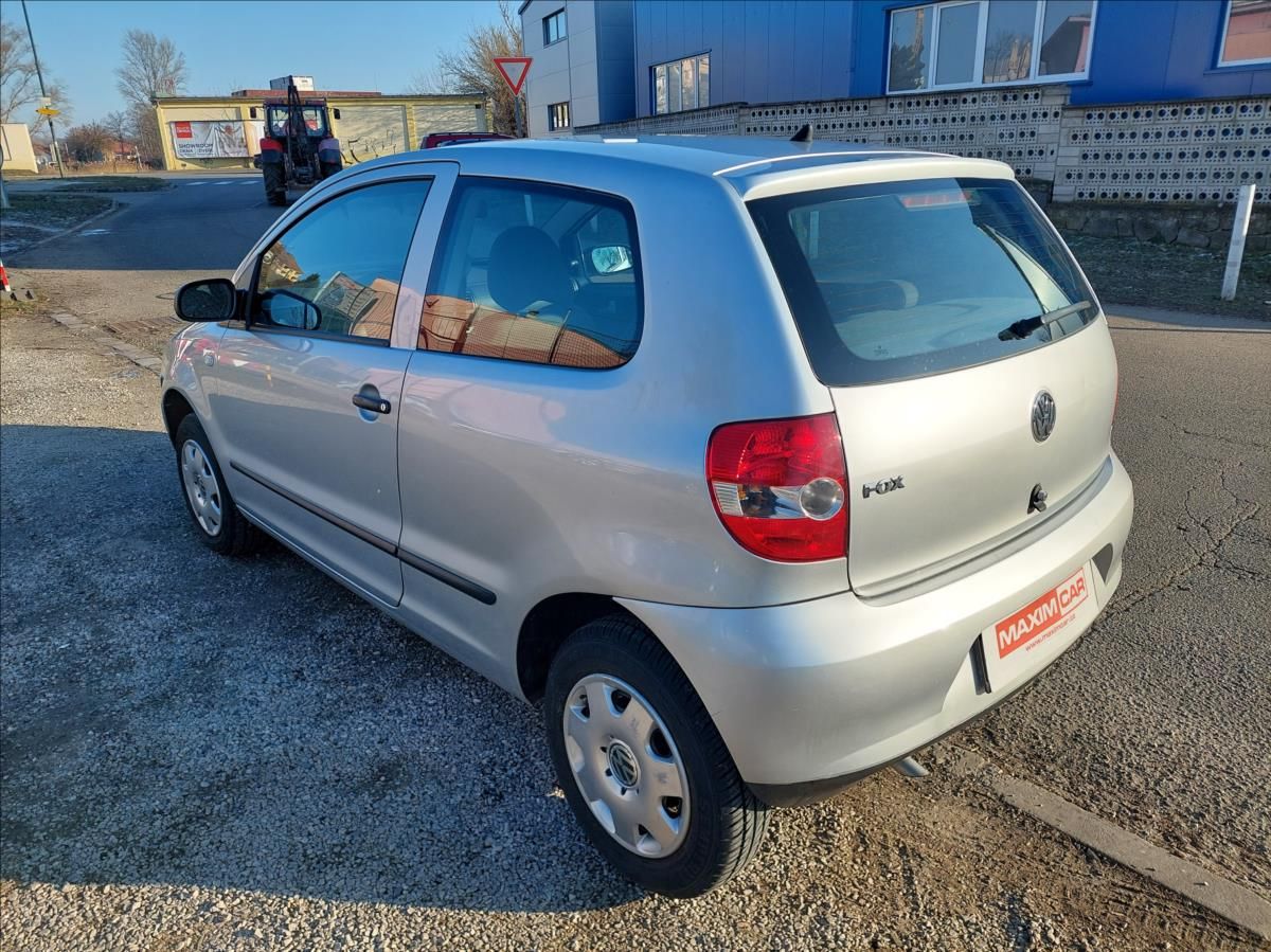 Volkswagen Fox, 1,2 HTP Klima - fotka 6