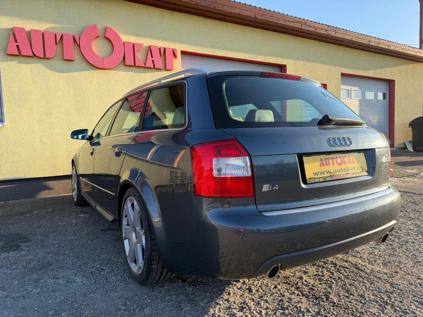Audi S4, 4.2 V8 344PS/Quattro/Manuál - fotka 5