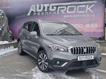 4x4, TOP VÝBAVA, pano., kamera