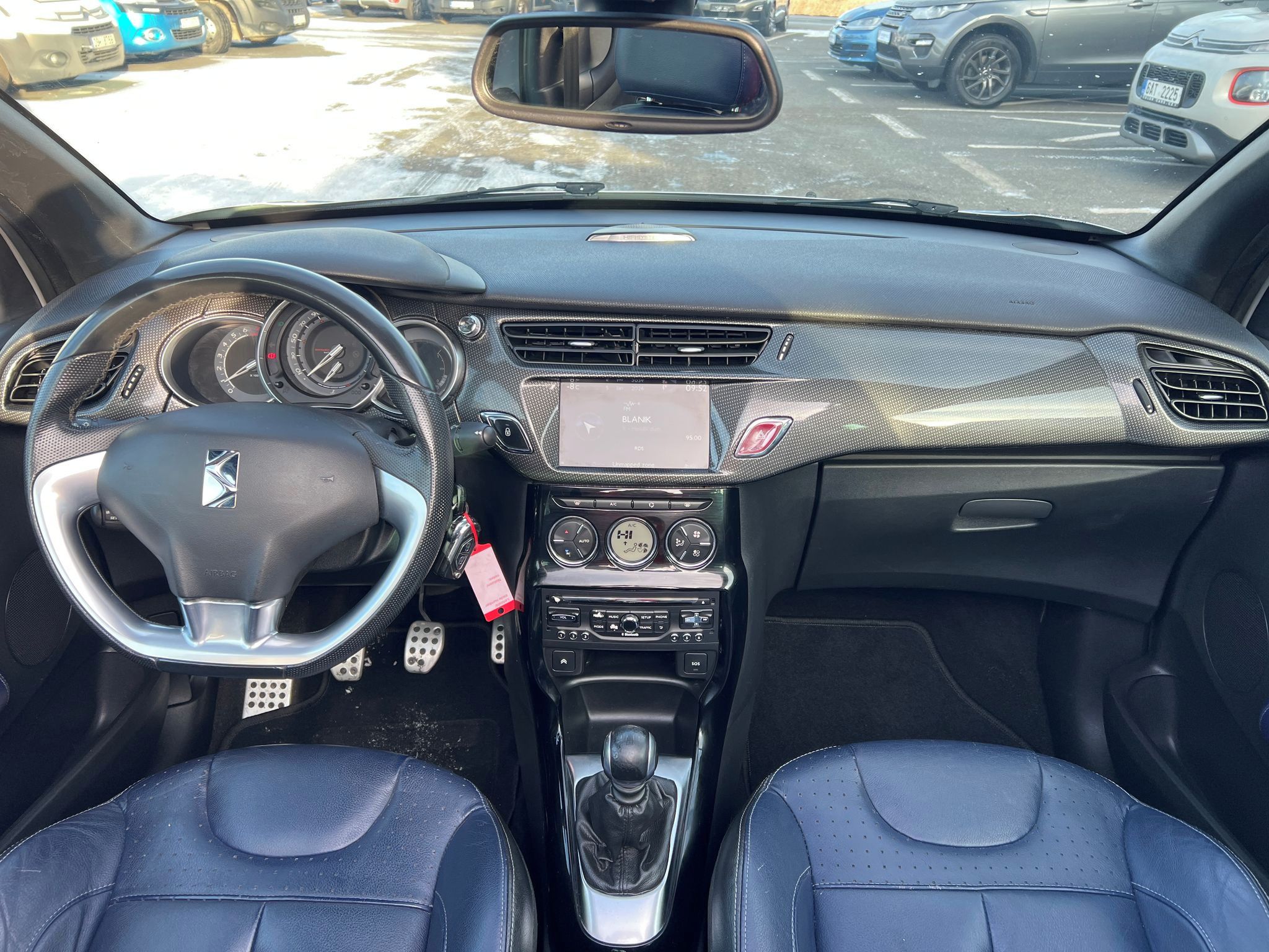 Citroën DS3, 1.6 155k ZÁRUKA SERVIS NAVI - fotka 3