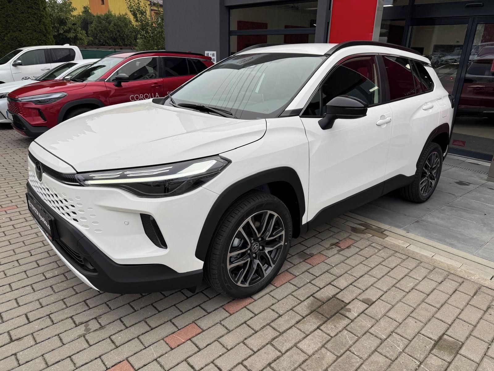 Toyota Corolla Cross, 1.8HEV 140PS Style - fotka 2