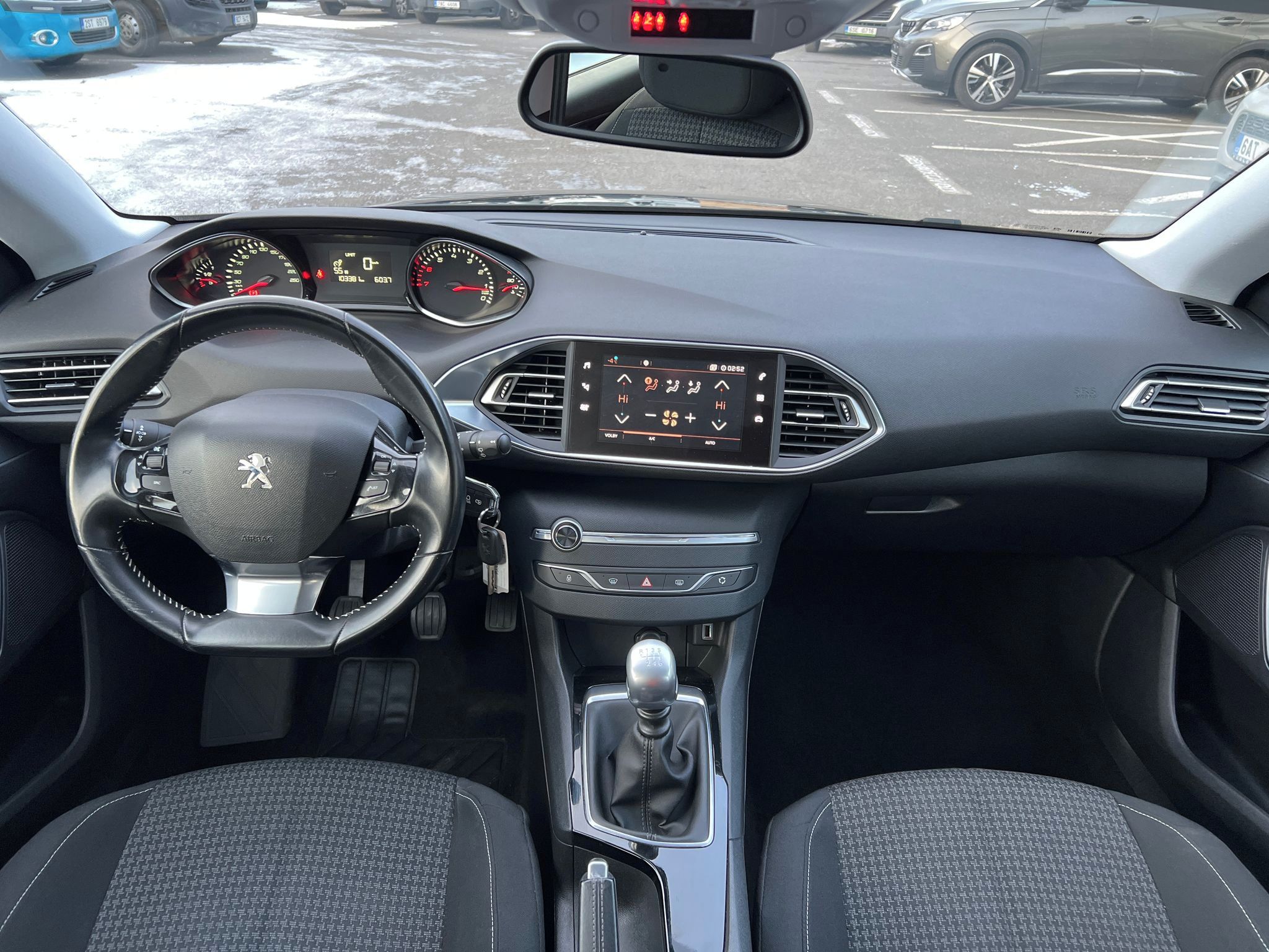 Peugeot 308, 1.2 110k SERVIS ZÁRUKA NAVI - fotka 3