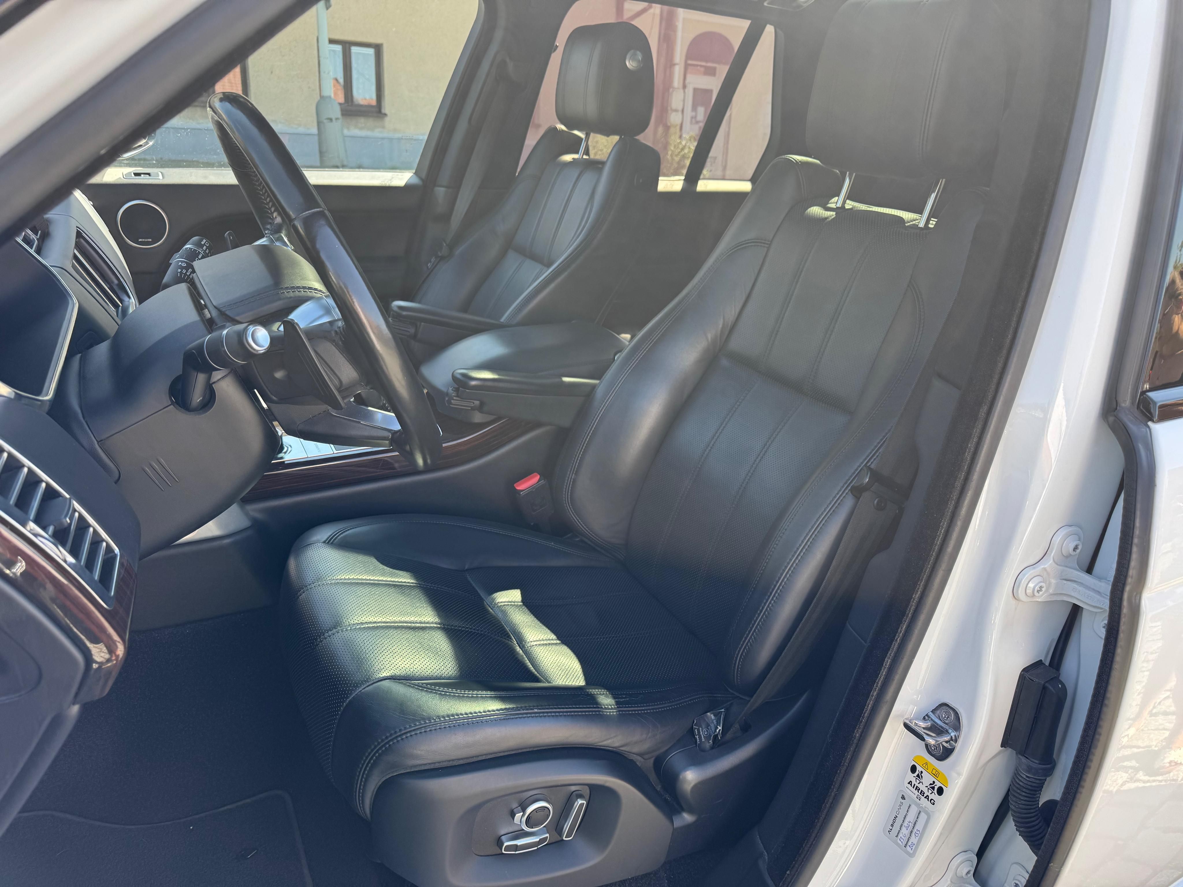 Land Rover Range Rover, 3.0 D DPH 2016 SERVIS DAJBYCH - fotka 6