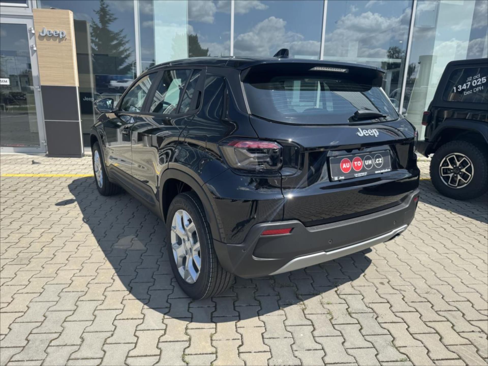 Jeep Avenger, 1,2 Turbo e-Hybrid  Altitude - fotka 5