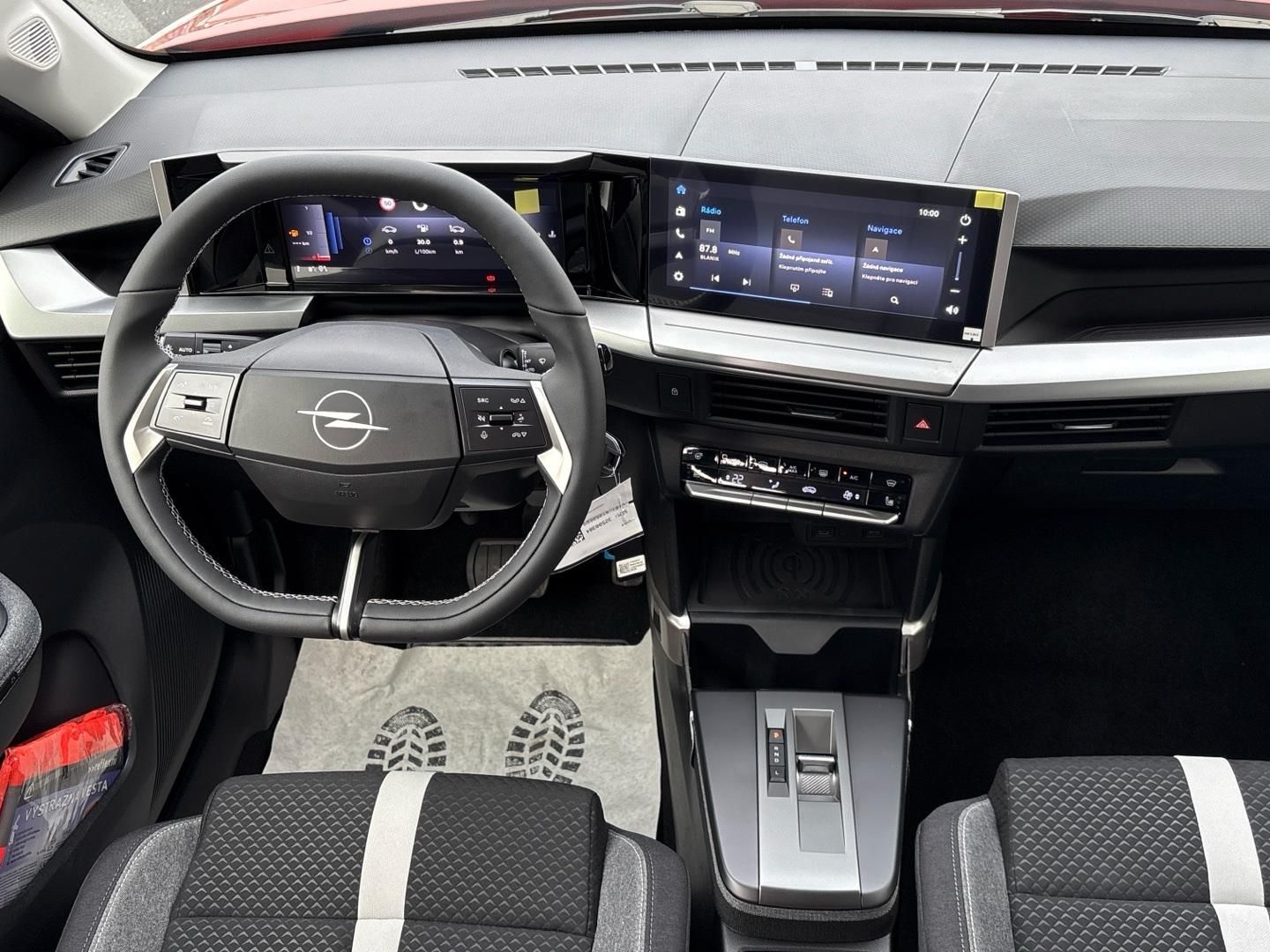 Opel Frontera, 1.2 Hybrid Turbo 145k GS - fotka 4
