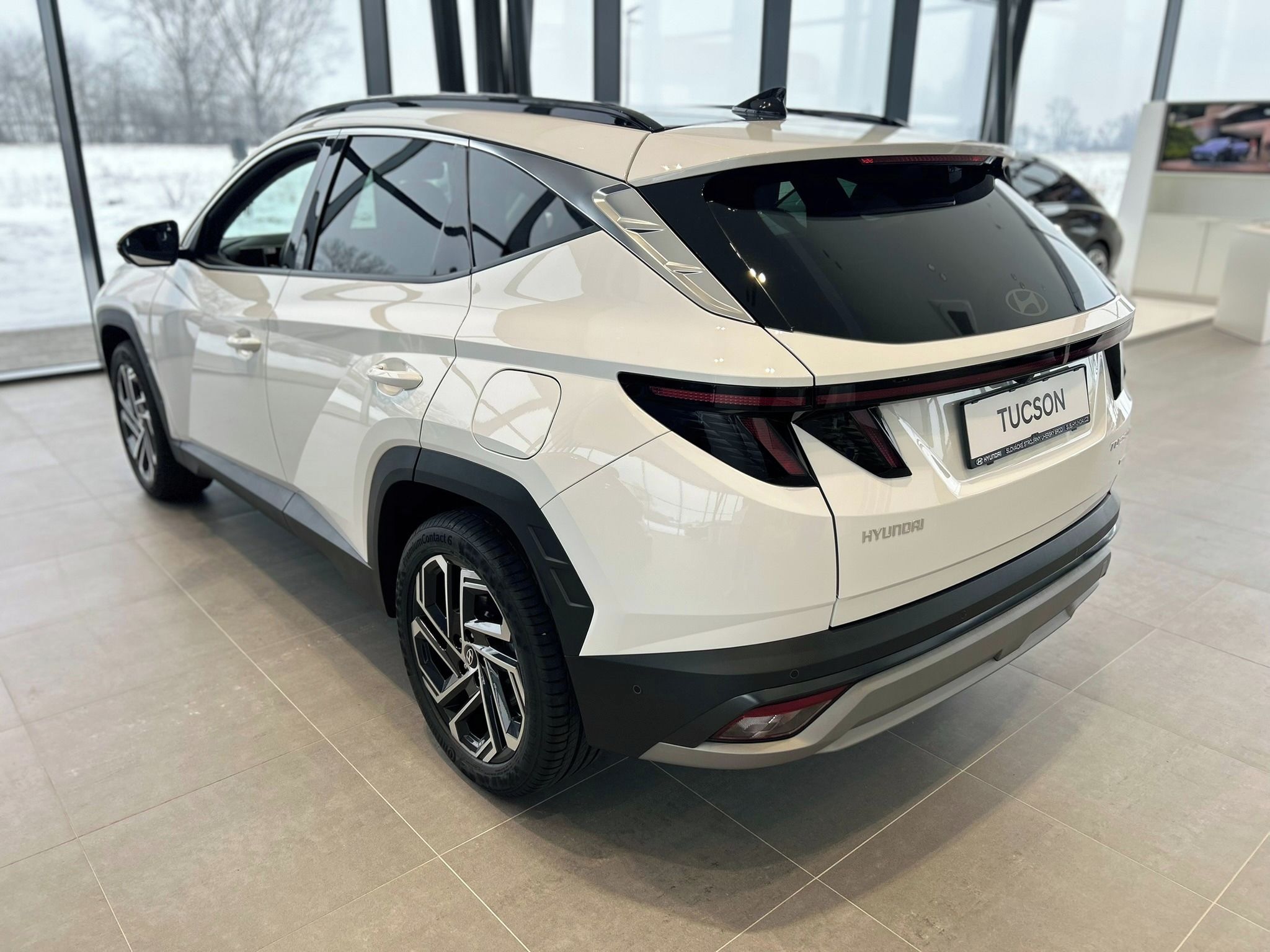 Hyundai Tucson, Premium Luxury TOP 4x4 + pano - fotka 4
