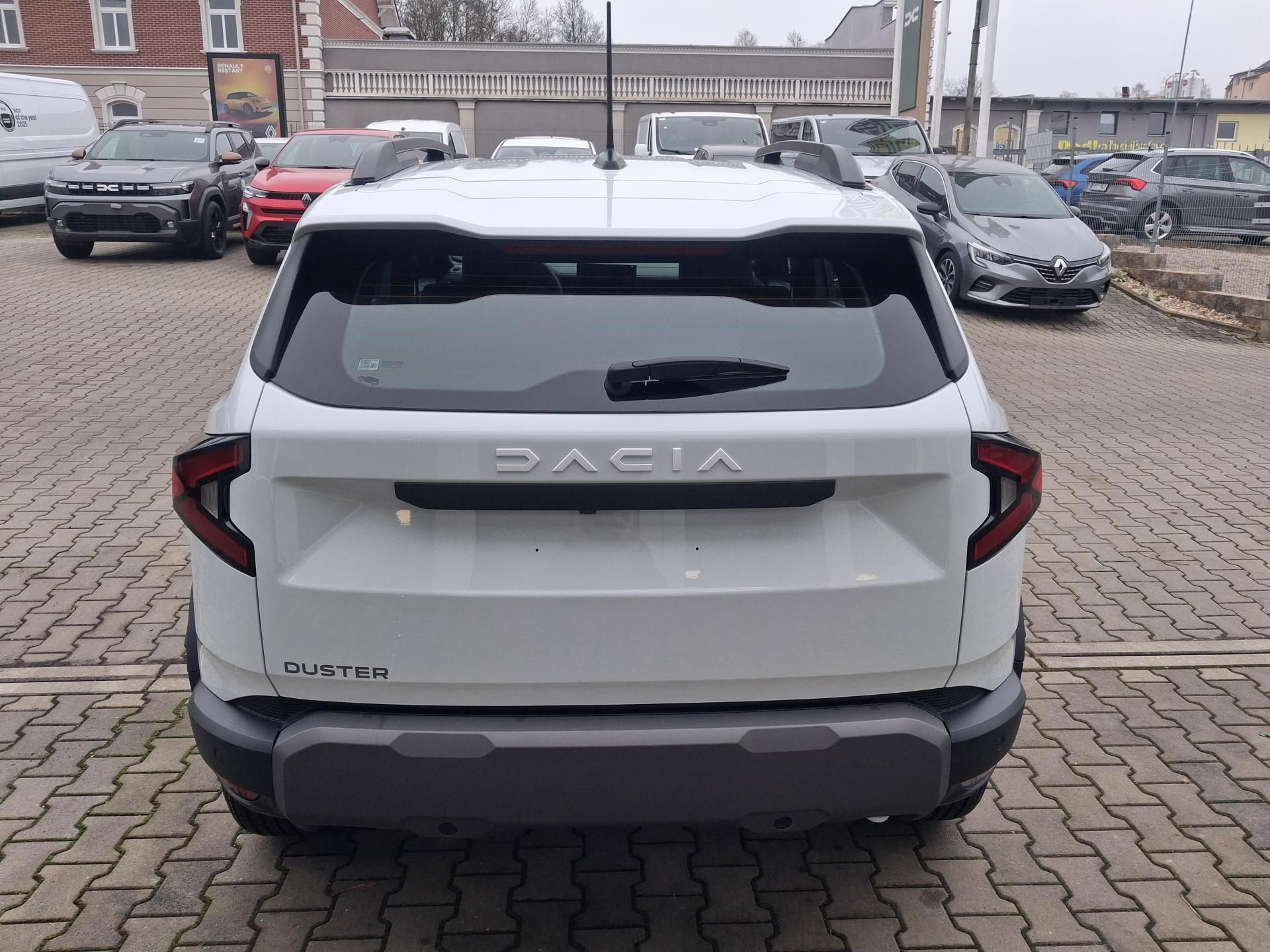 Dacia Duster, Expression TCe 130 - fotka 6