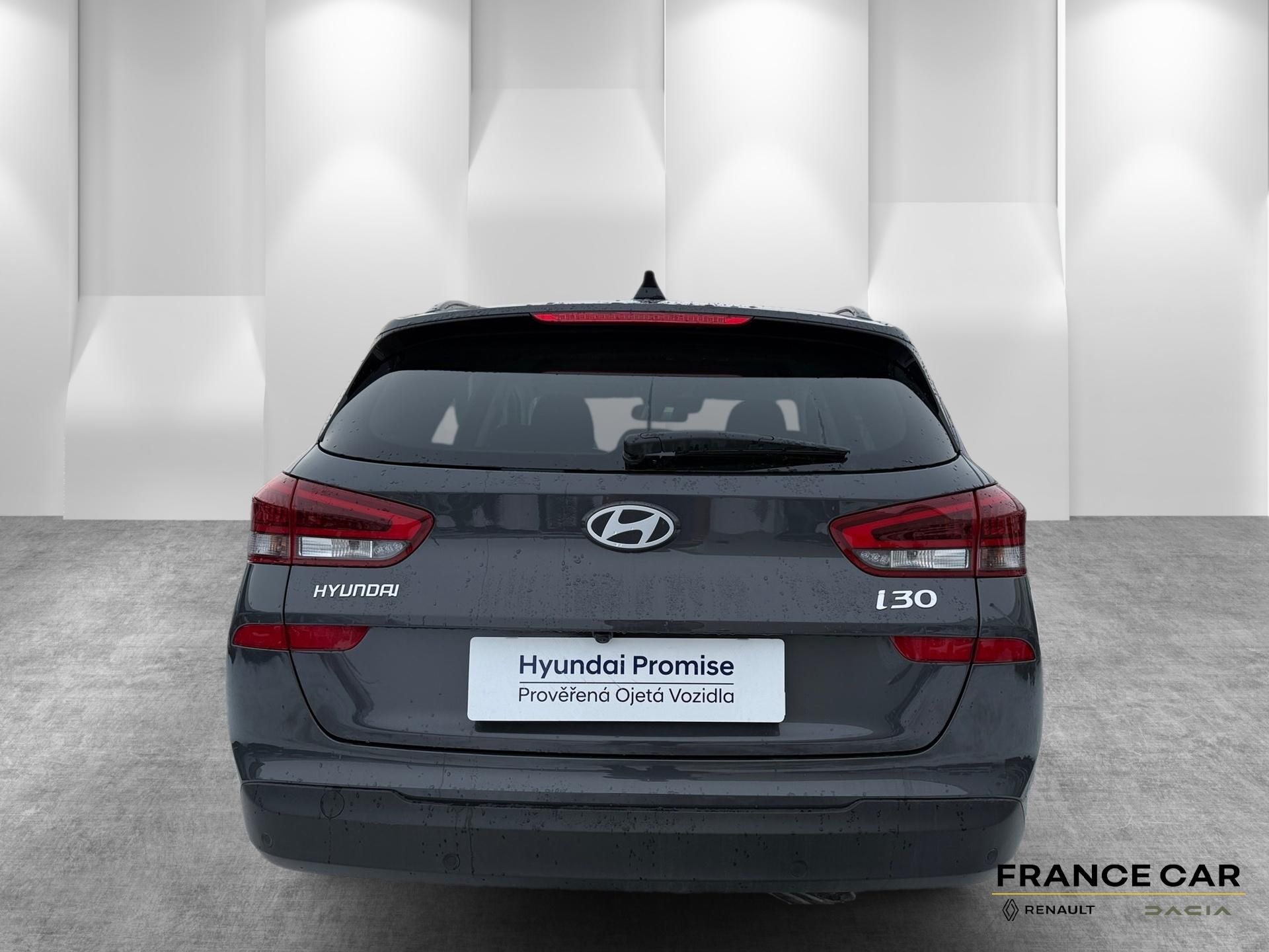 Hyundai i30, 1.0 T-GDi 74kW Family - fotka 6