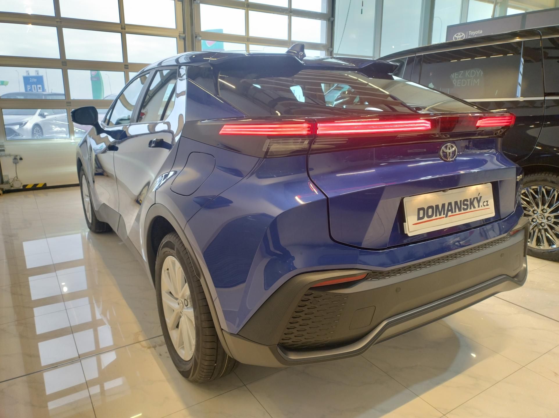 Toyota C-HR, 1.8 FHEV 2026 LIMITED EDITION+ - fotka 3