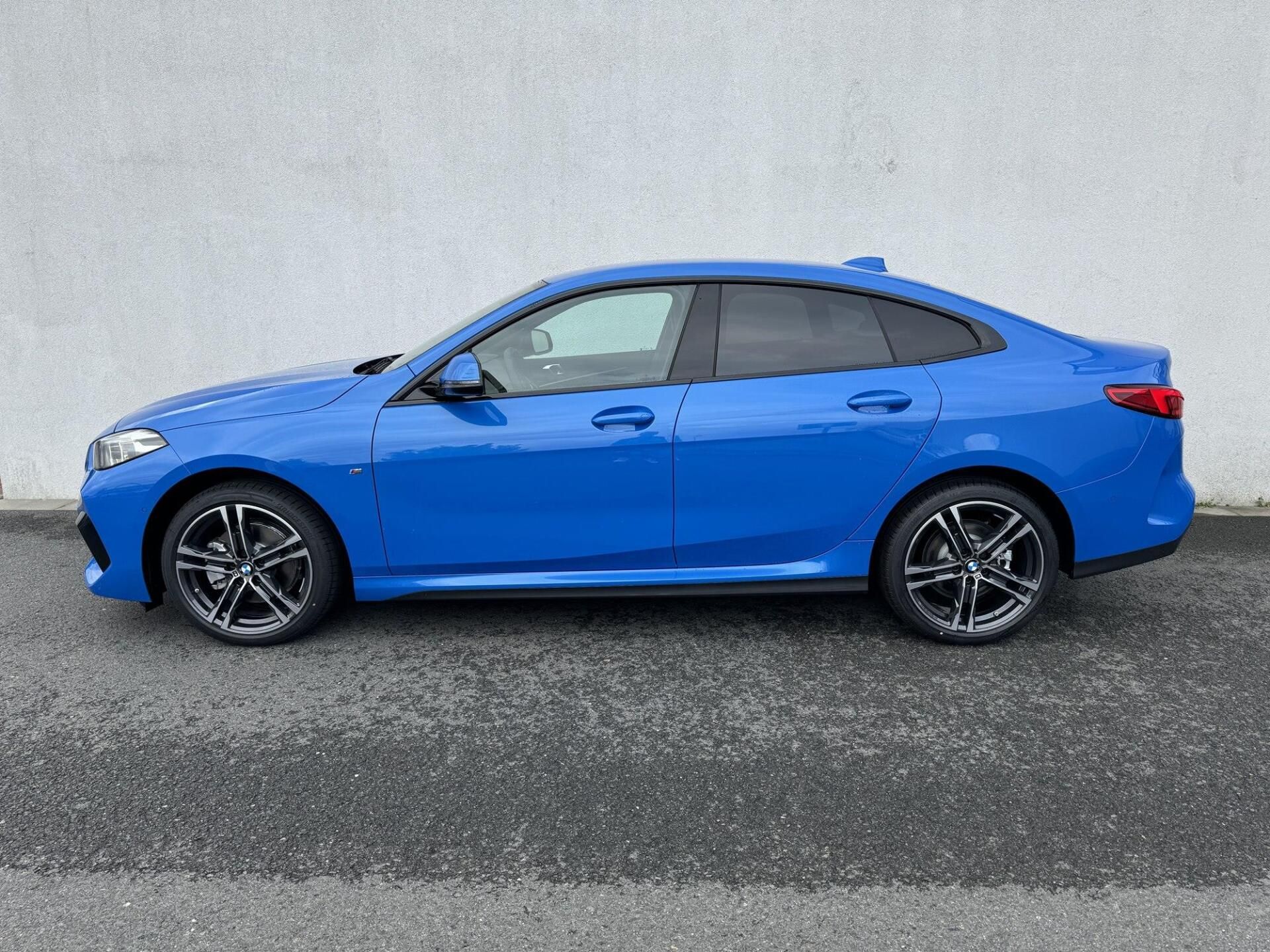 BMW Řada 2, 218i Gran Coupé - fotka 4