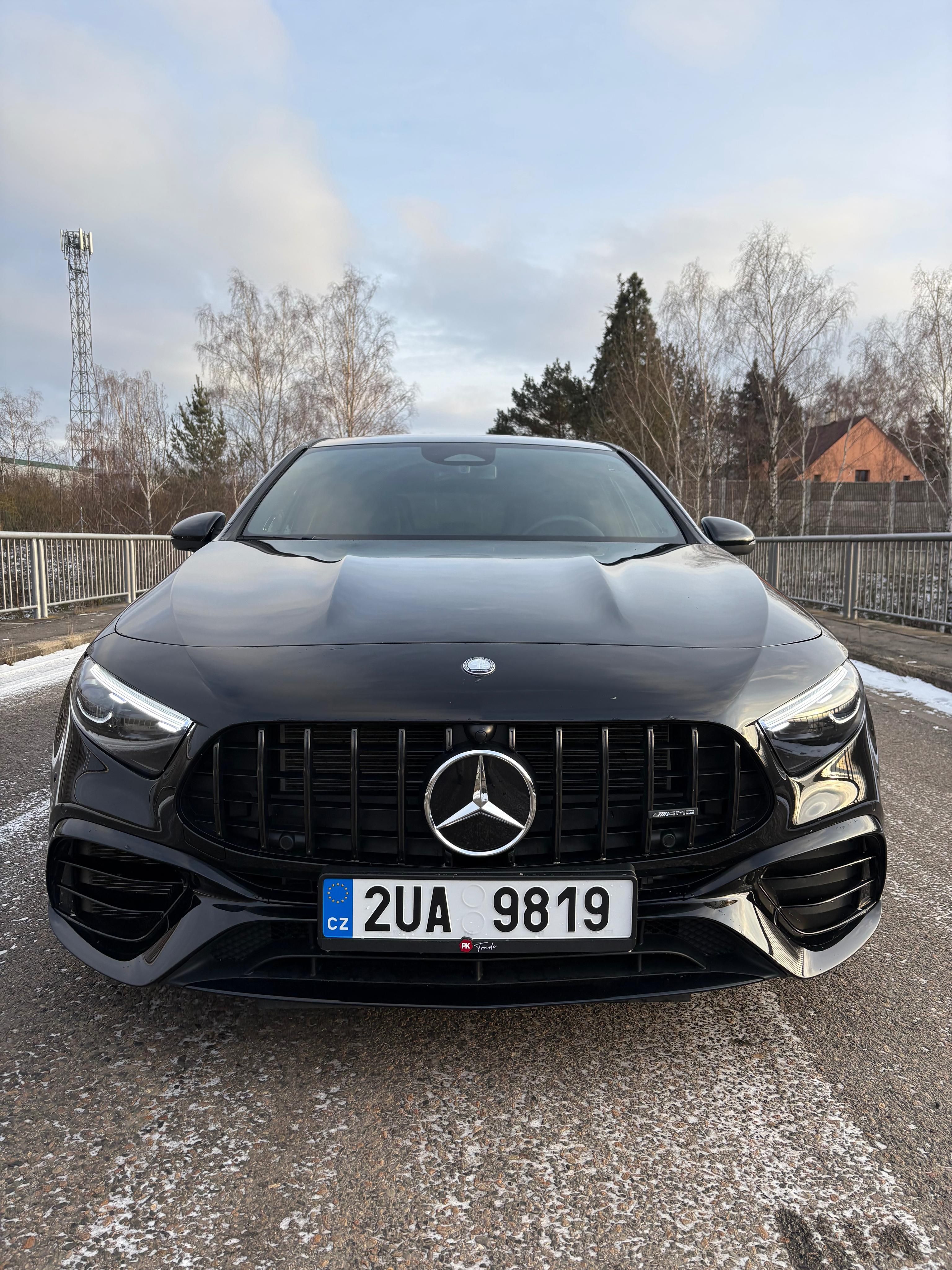 Mercedes-Benz Třídy A, Mercedes Benz A 45 S 4Matic+ - fotka 5