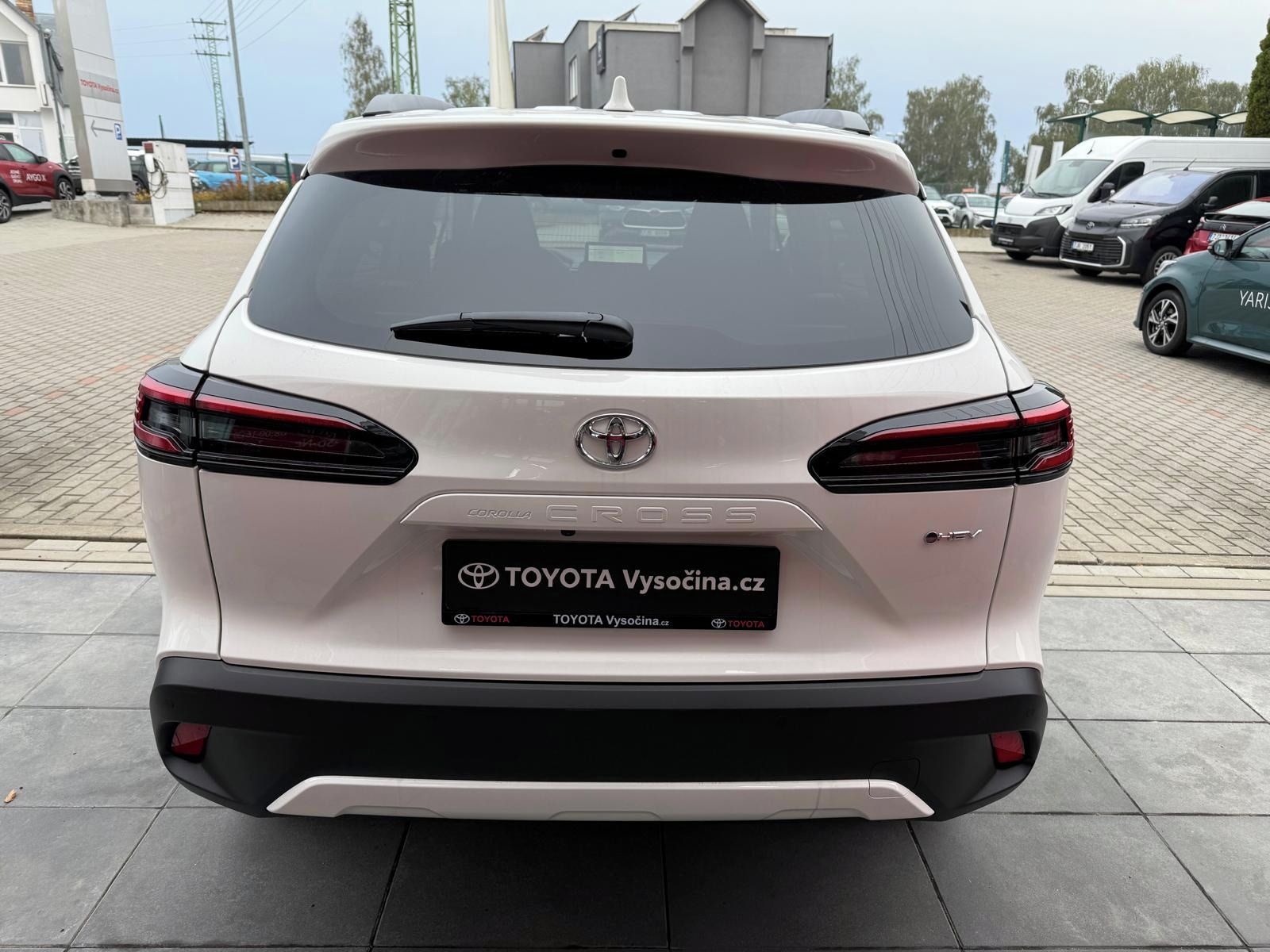 Toyota Corolla Cross, 1.8HEV 140PS Style - fotka 6