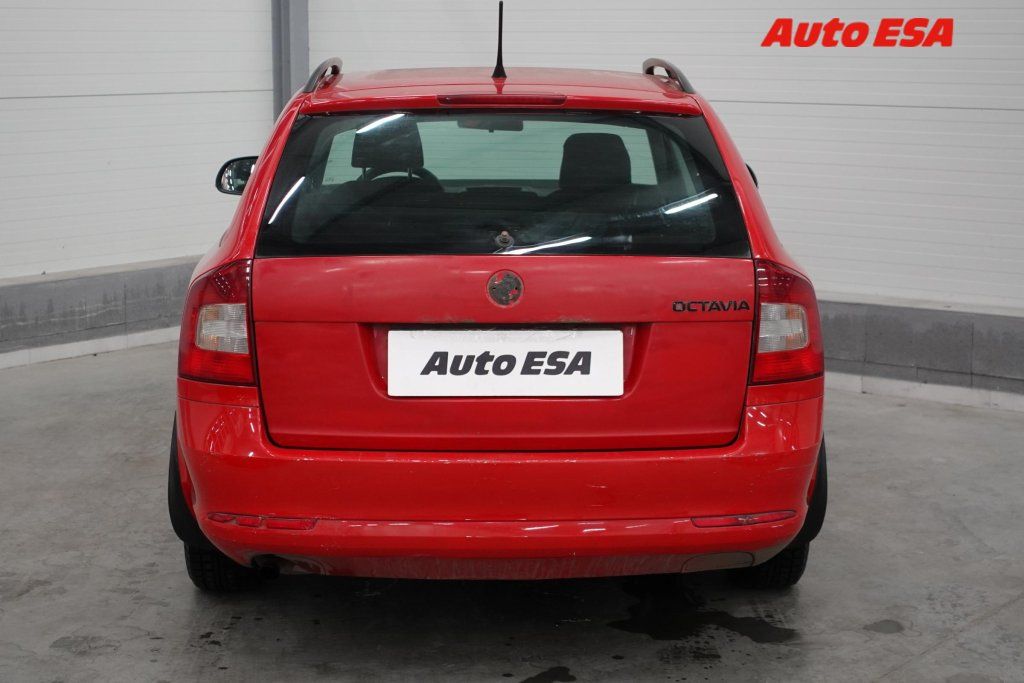 Škoda Octavia, 1.2 TSi,ČR,Klima - fotka 5