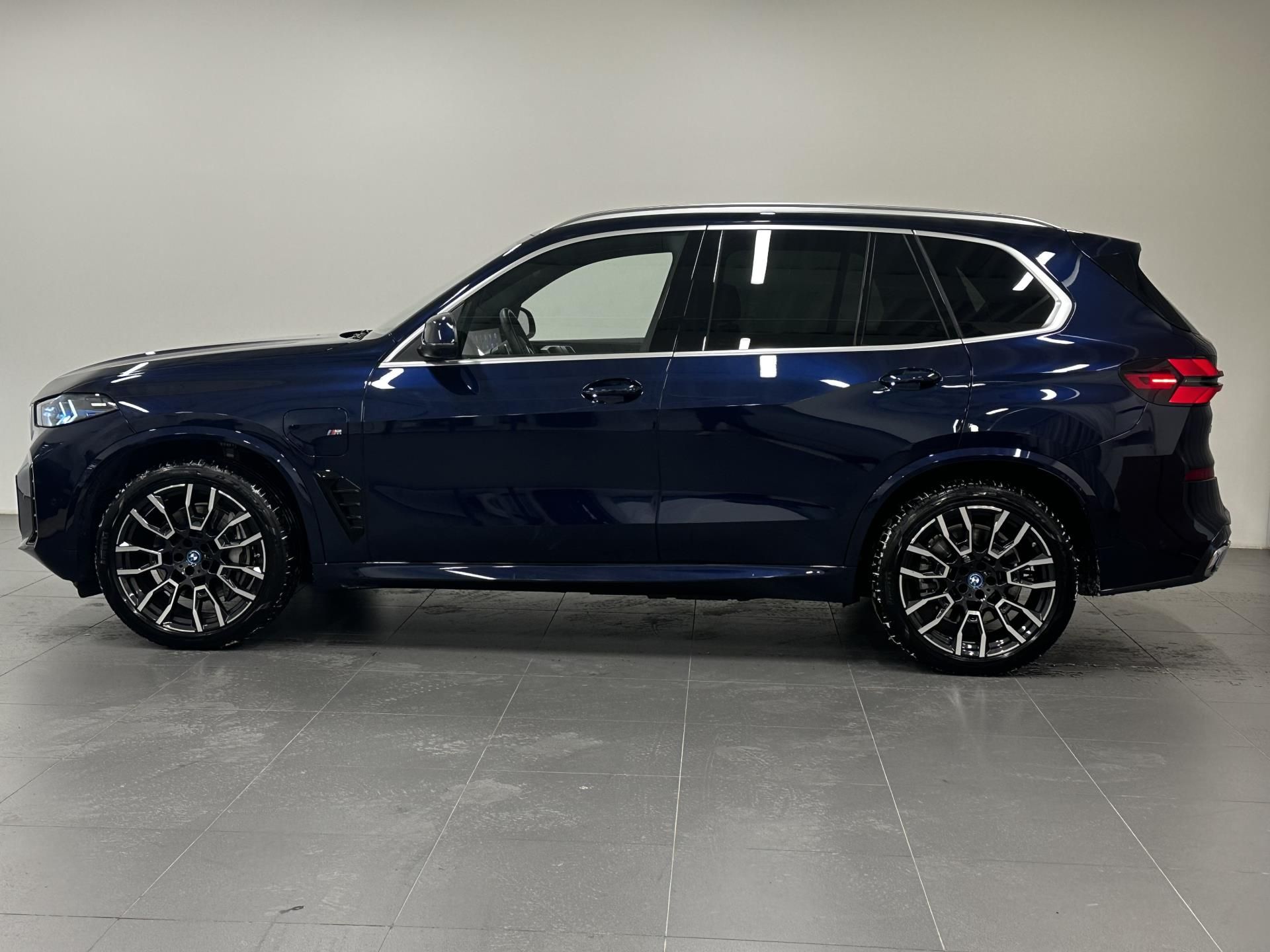 BMW X5, X5 xDrive50e - fotka 2