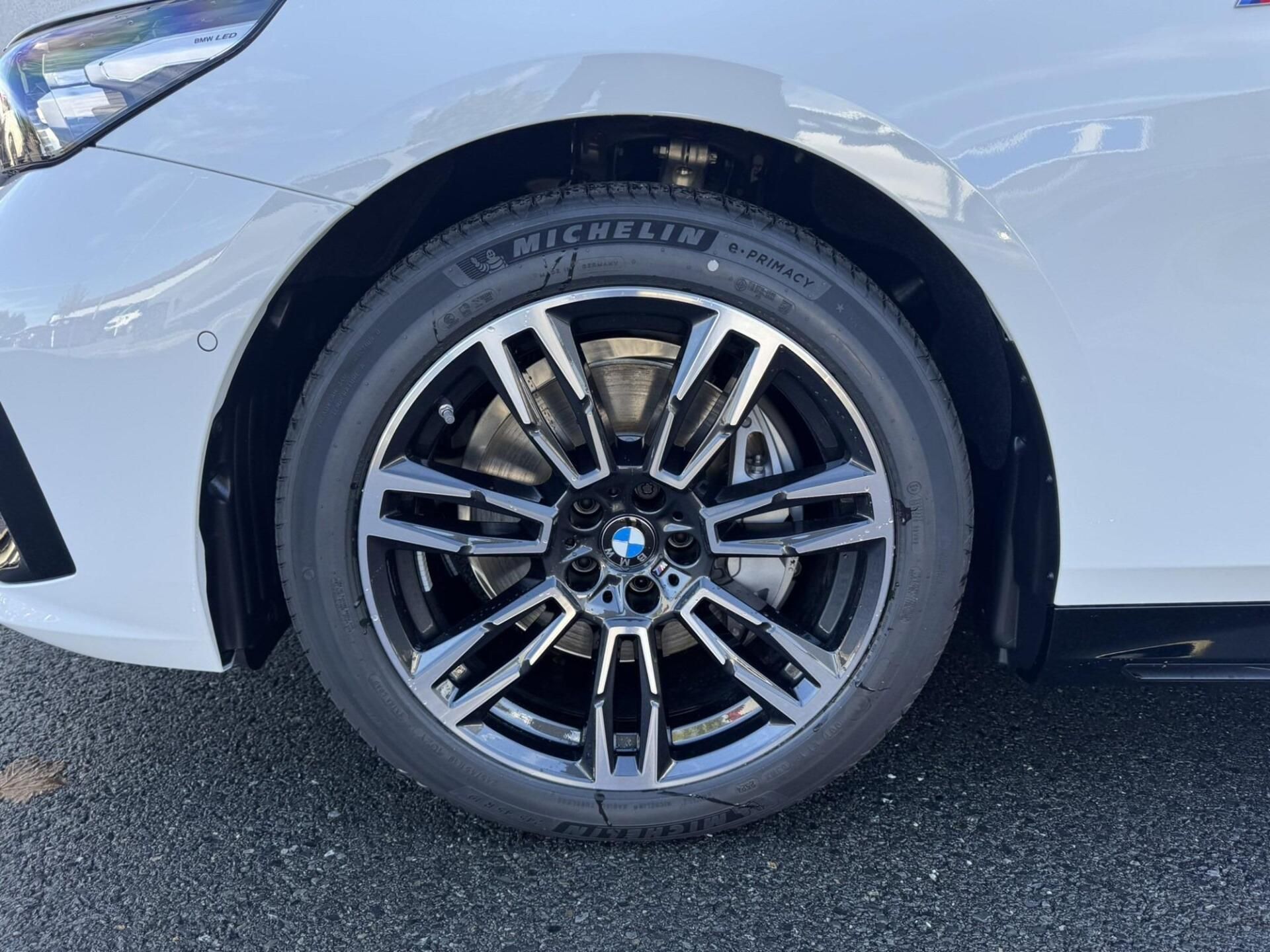 BMW Řada 5, 540d xDrive Touring - fotka 6