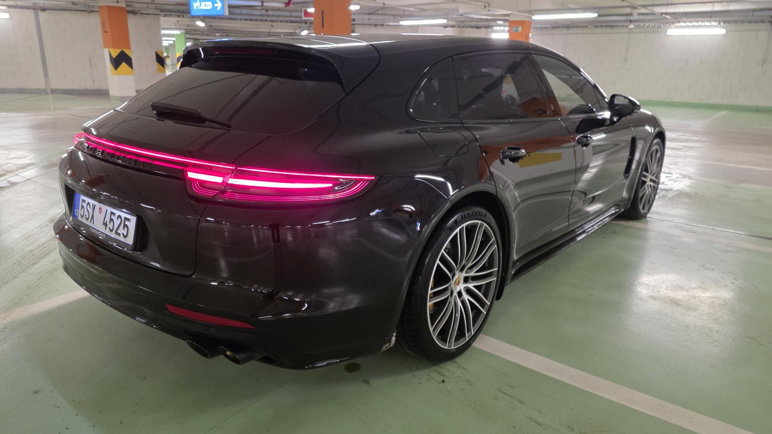 Porsche Panamera, TURBO CERAMIC NOČNÍ PANO MAX - fotka 4