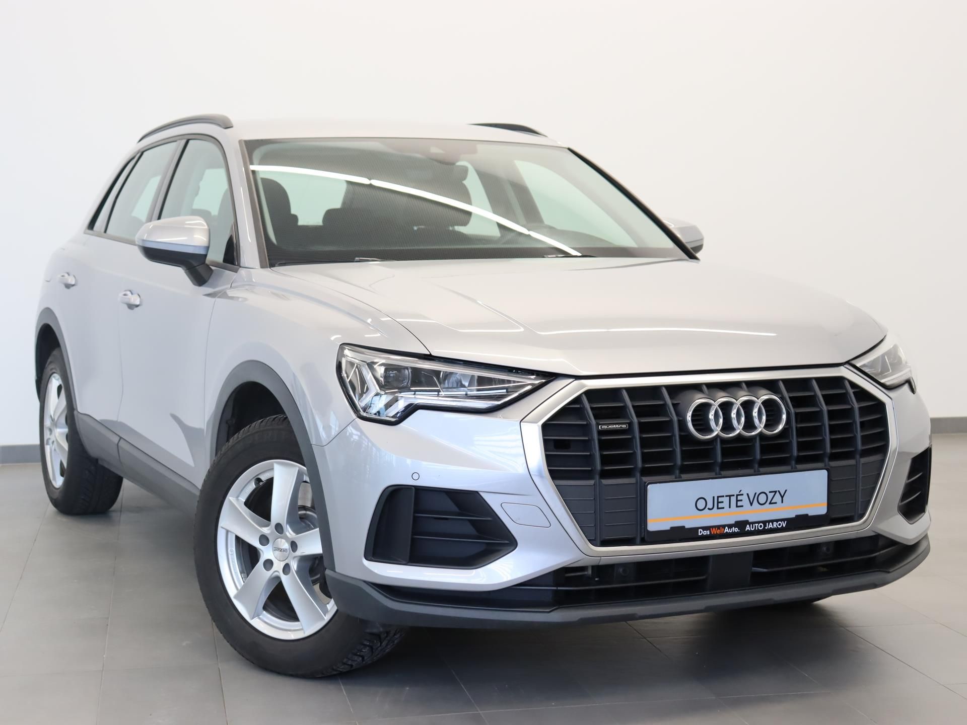 Audi Q3, Sline 40 TDI quattro Stronic - fotka 6
