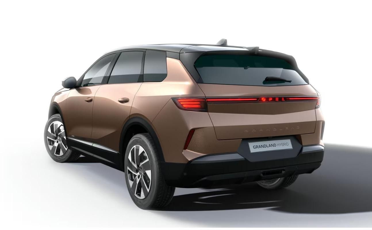Opel Grandland, GS Hybrid 1.2 TURBO eDCT6 - fotka 3
